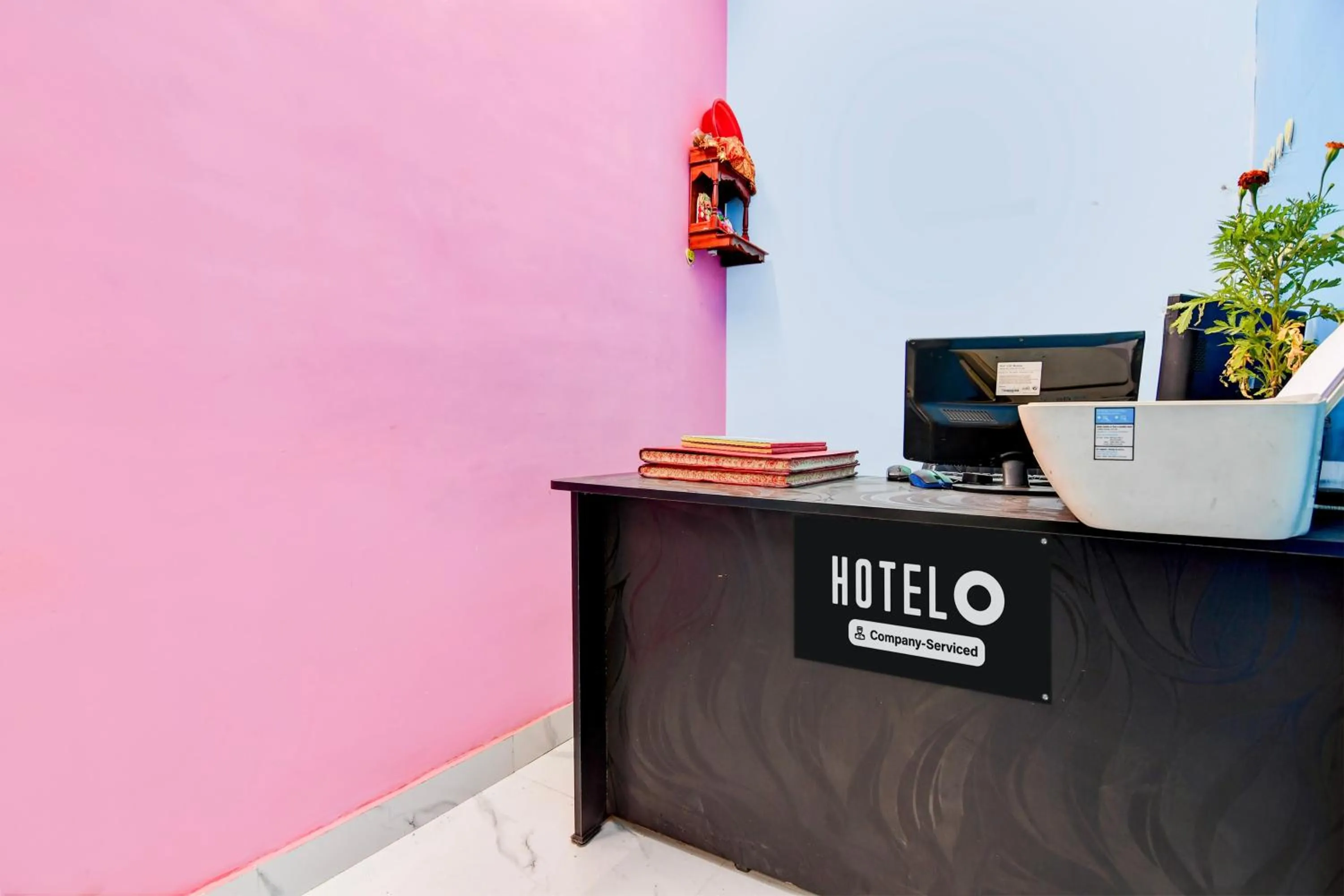 Lobby or reception in Super Hotel O Hiland Park Formerly Ayush Villa
