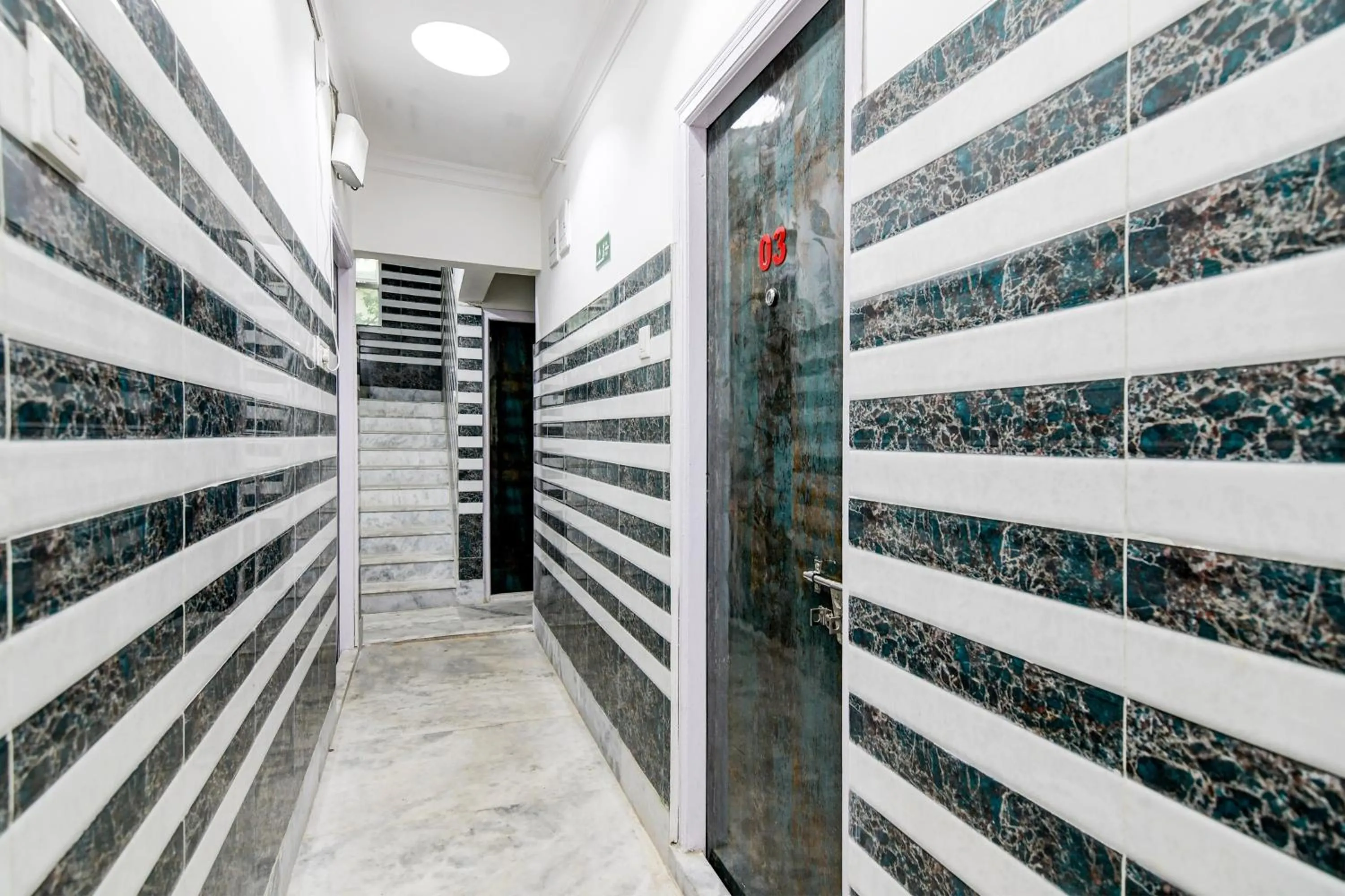 Lobby or reception in Super Hotel O Hiland Park Formerly Ayush Villa