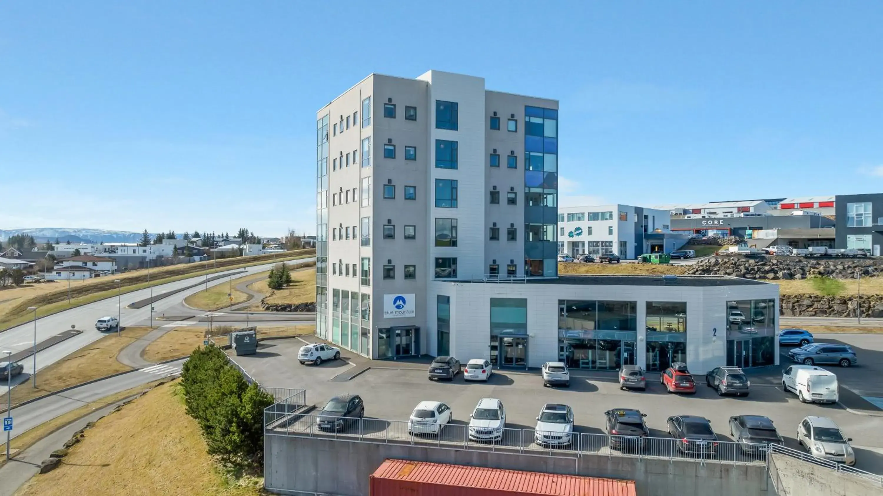 Property building in Blue Mountain Apartments by Heimaleiga Property building in Blue Mountain Apartments by Heimaleiga