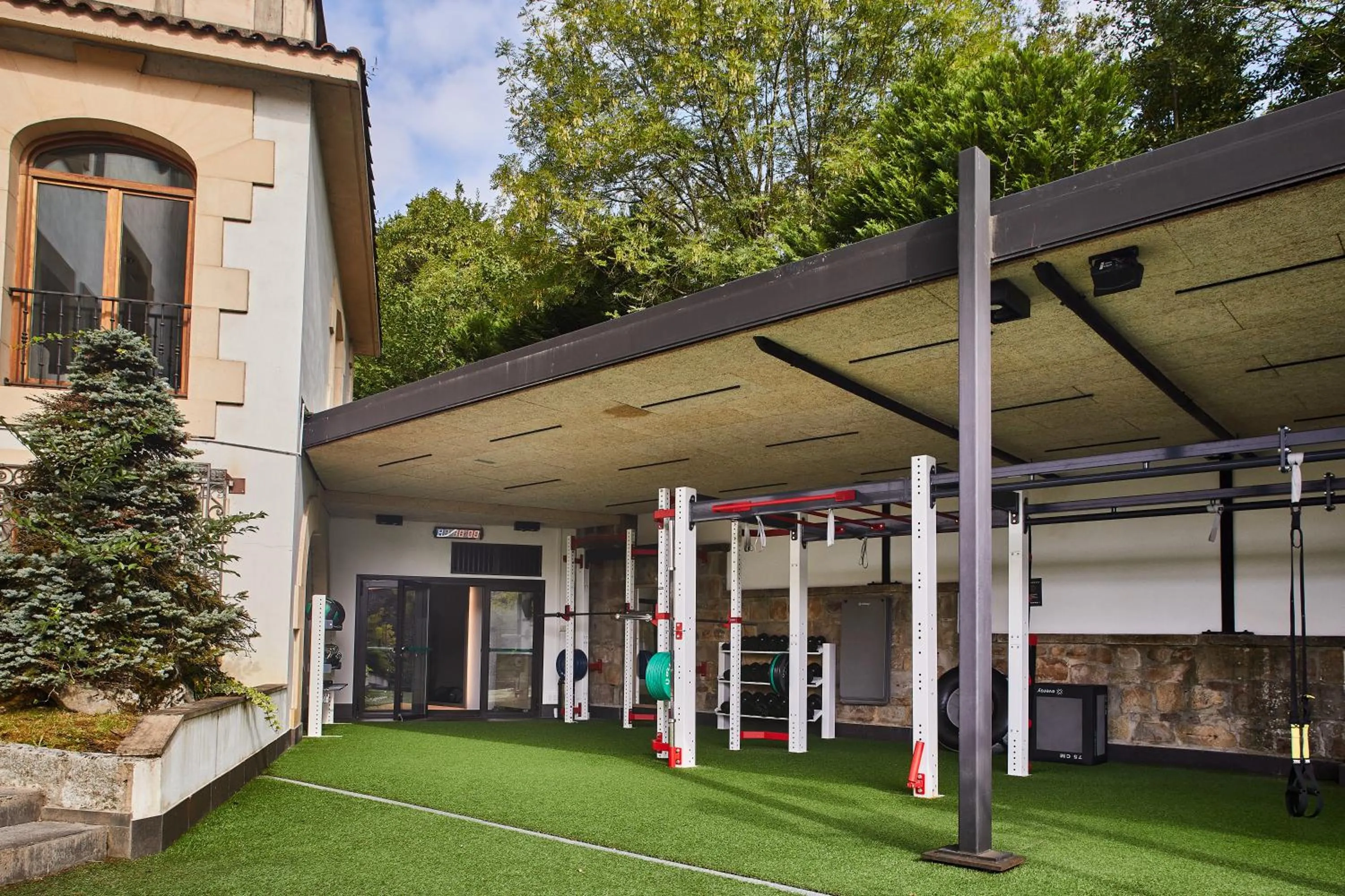 Facade/entrance in Silken Gran hotel Durango