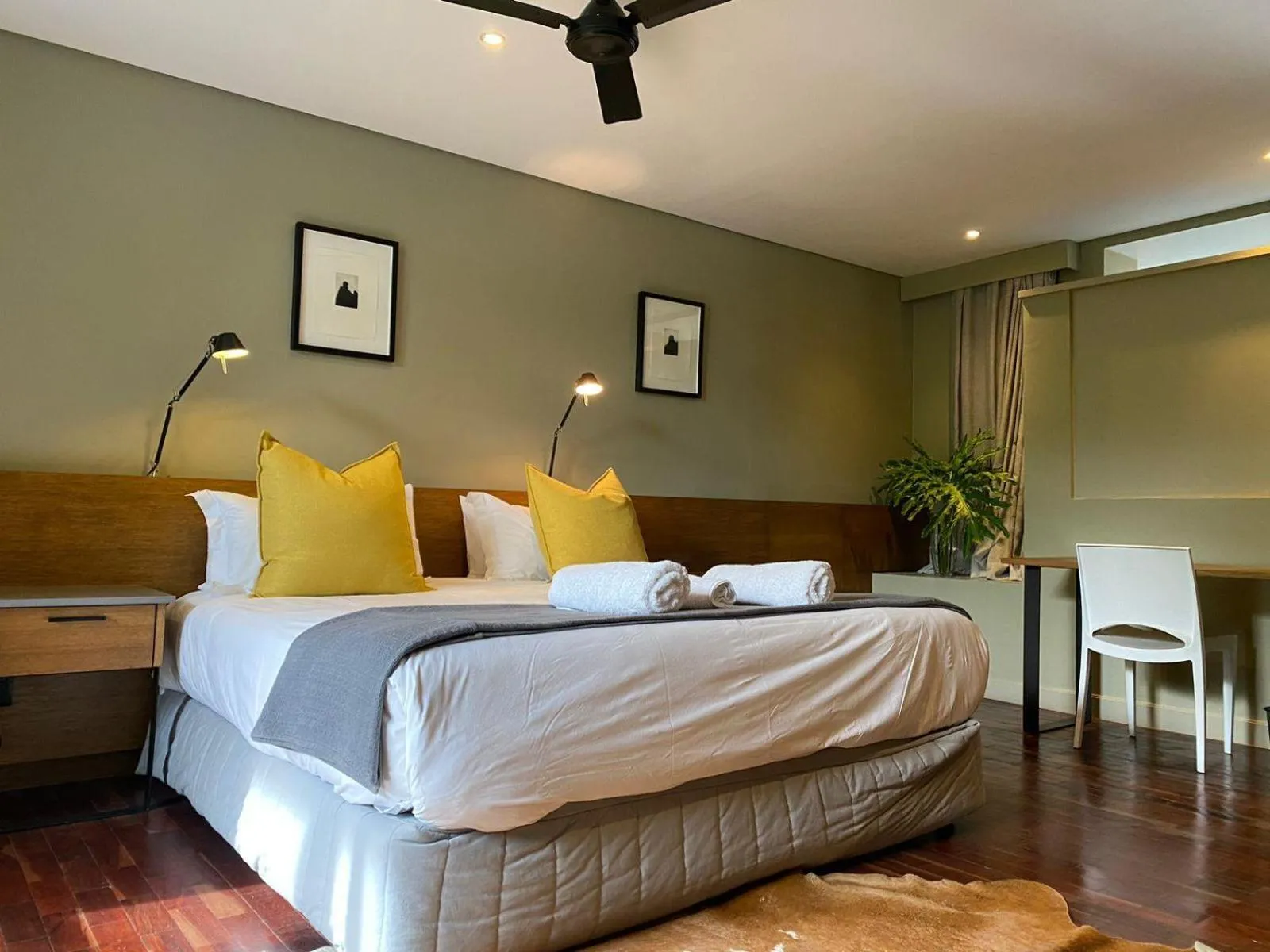 Bed in The Hamilton Boutique Hotel