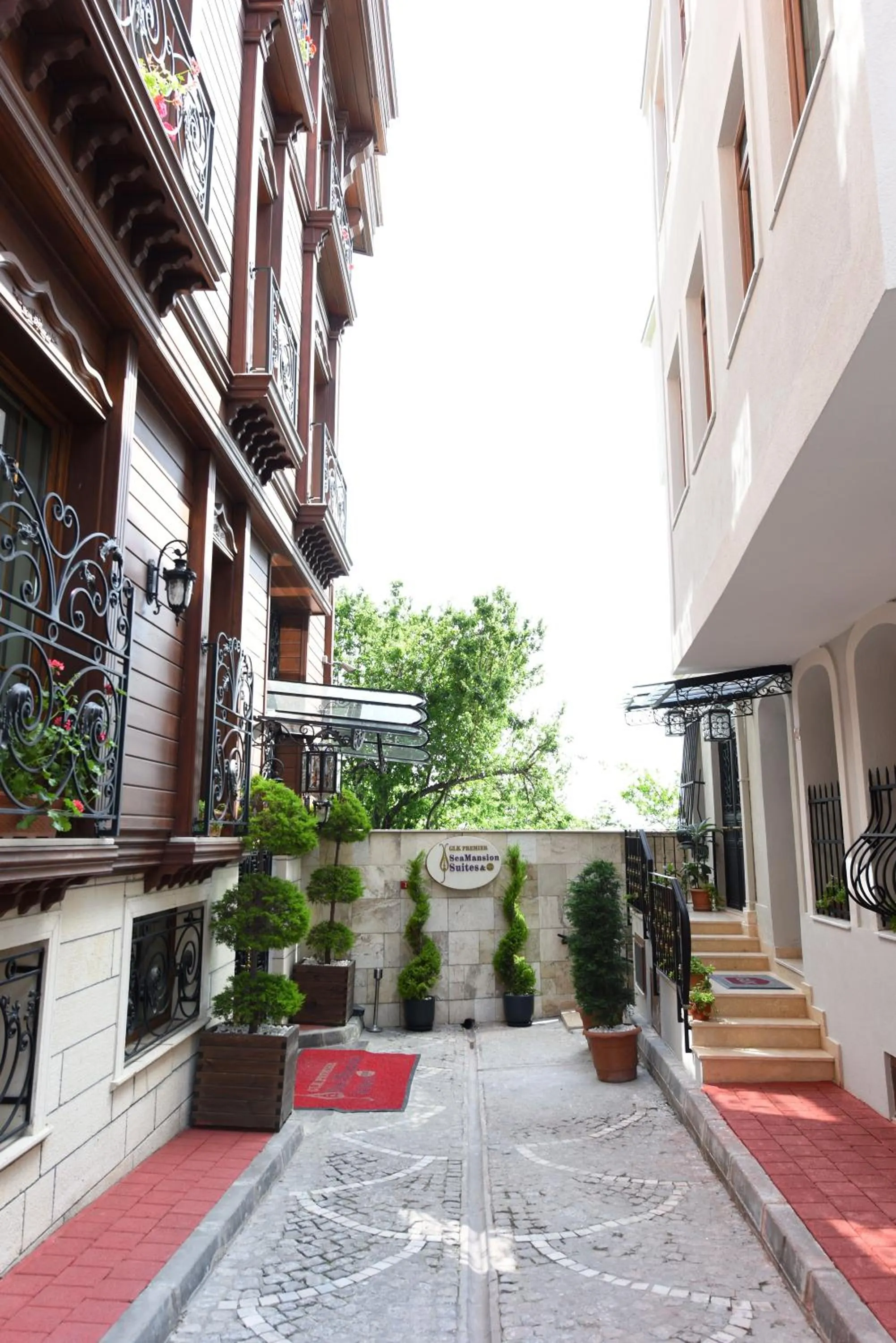 Street view in GLK PREMIER Sea Mansion Suites & Spa - Special Class