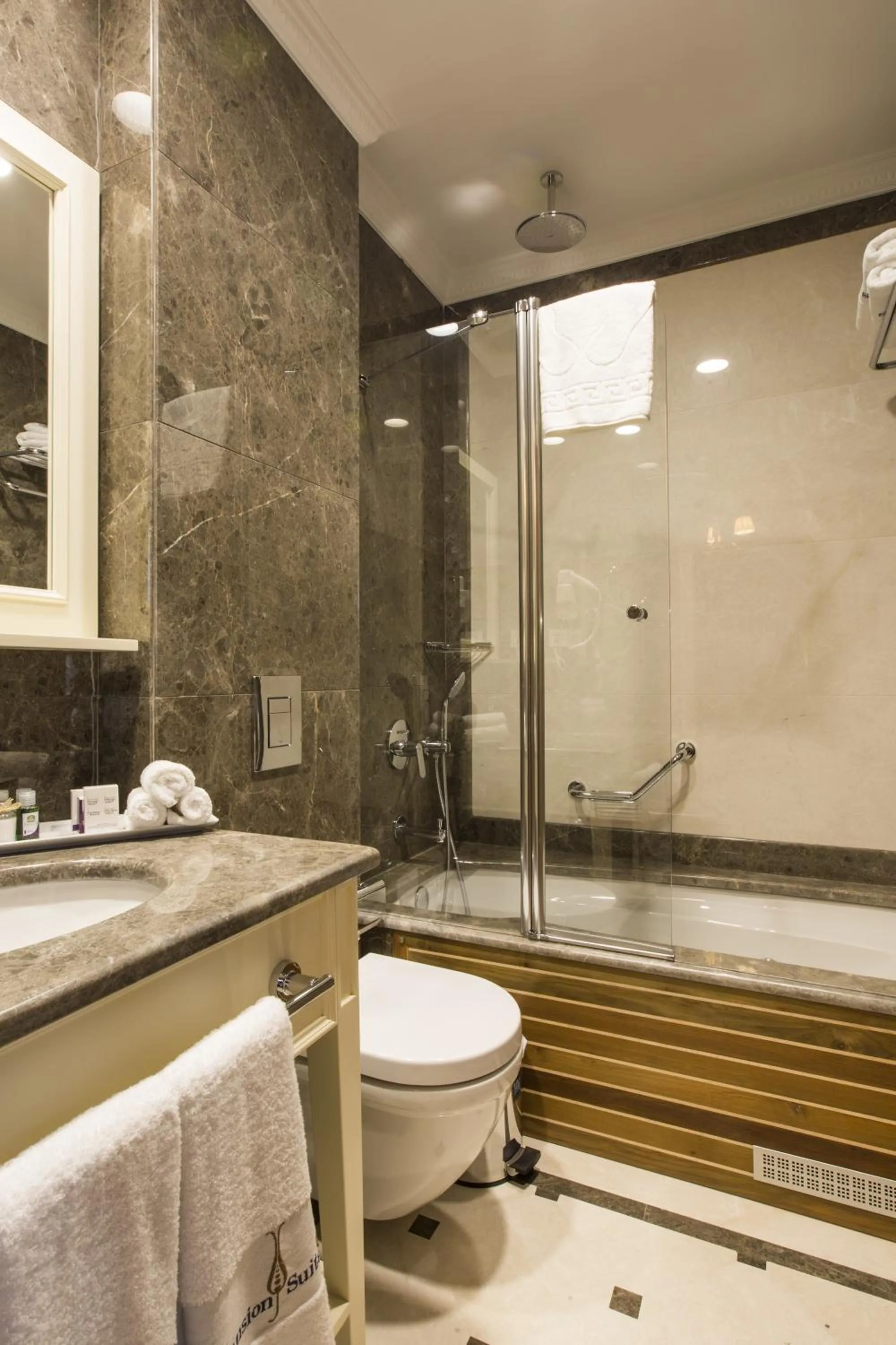 Bathroom in GLK PREMIER Sea Mansion Suites & Spa - Special Class