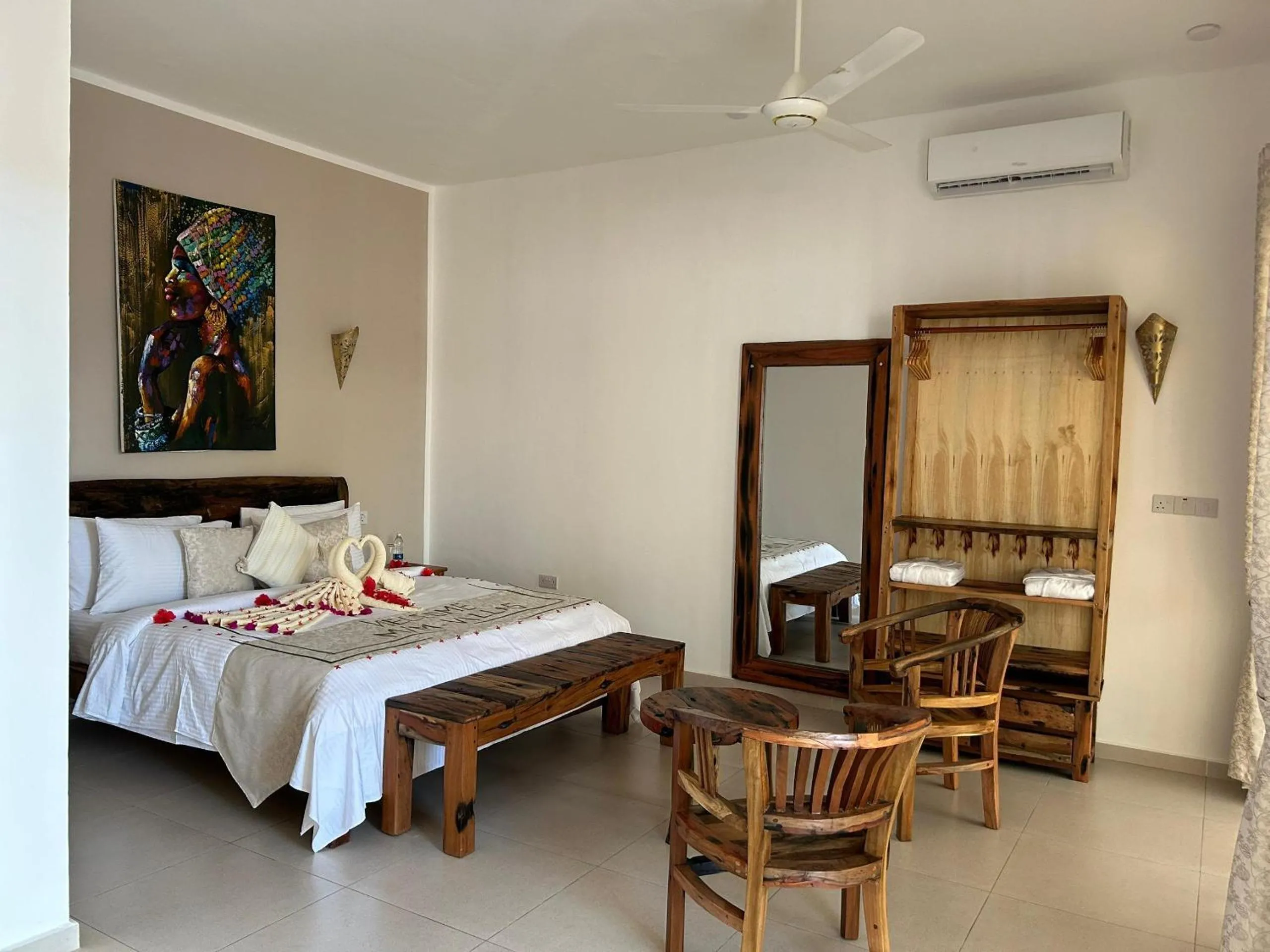 Photo of the whole room in M&M Villas Zanzibar