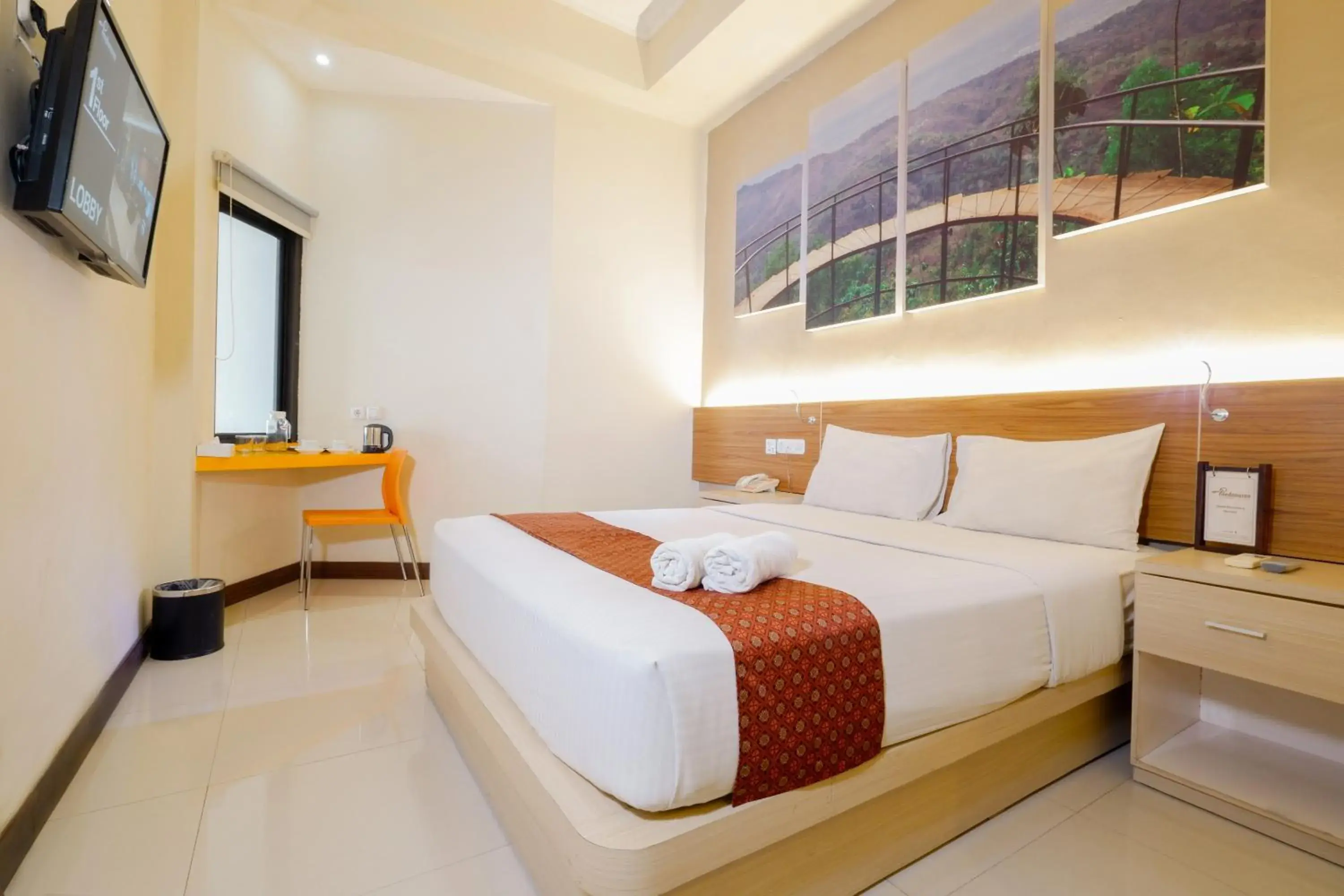 Superior Double or Twin Room in Pandanaran Prawirotaman Yogyakarta Superior Double or Twin Room in Pandanaran Prawirotaman Yogyakarta