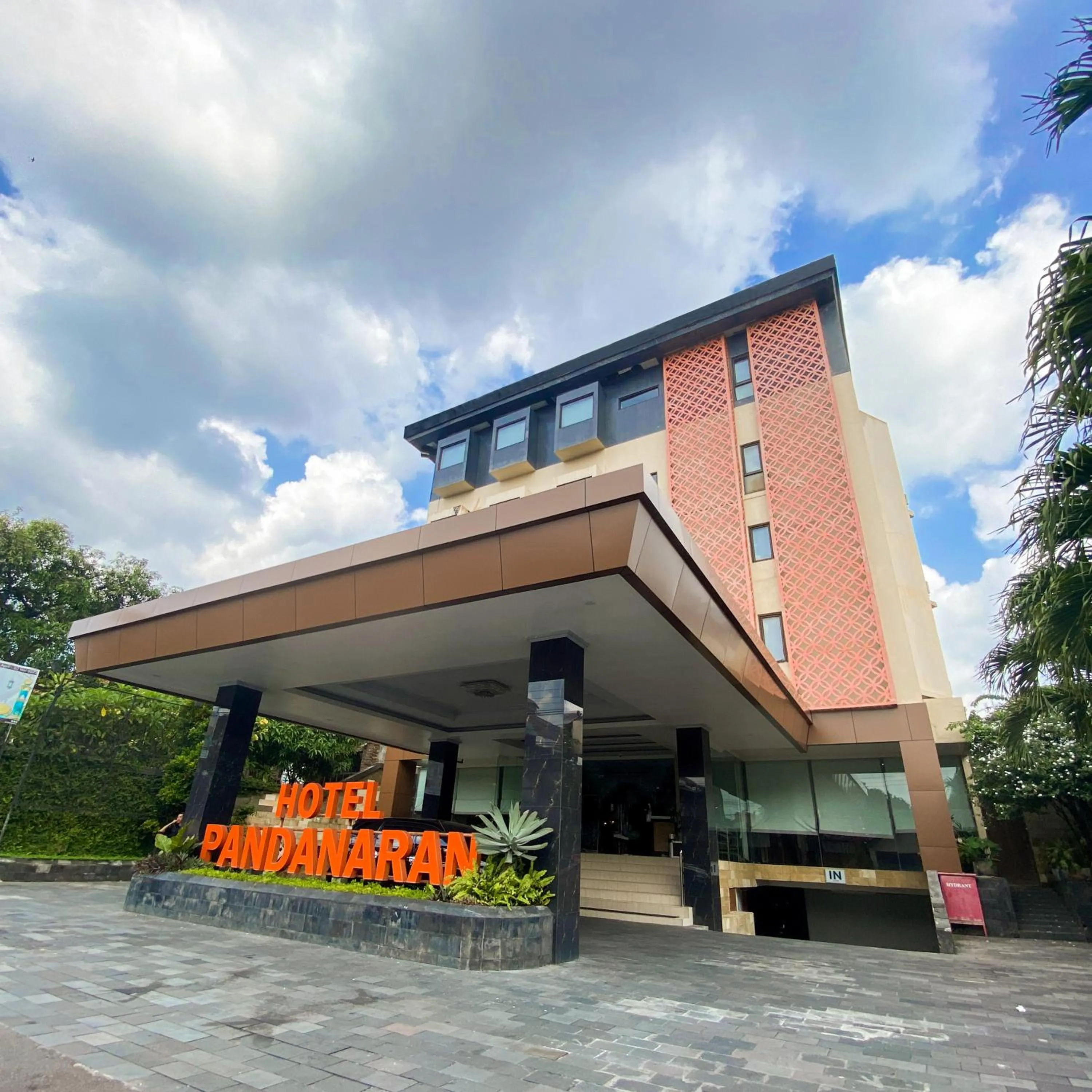 Property building in Pandanaran Prawirotaman Yogyakarta