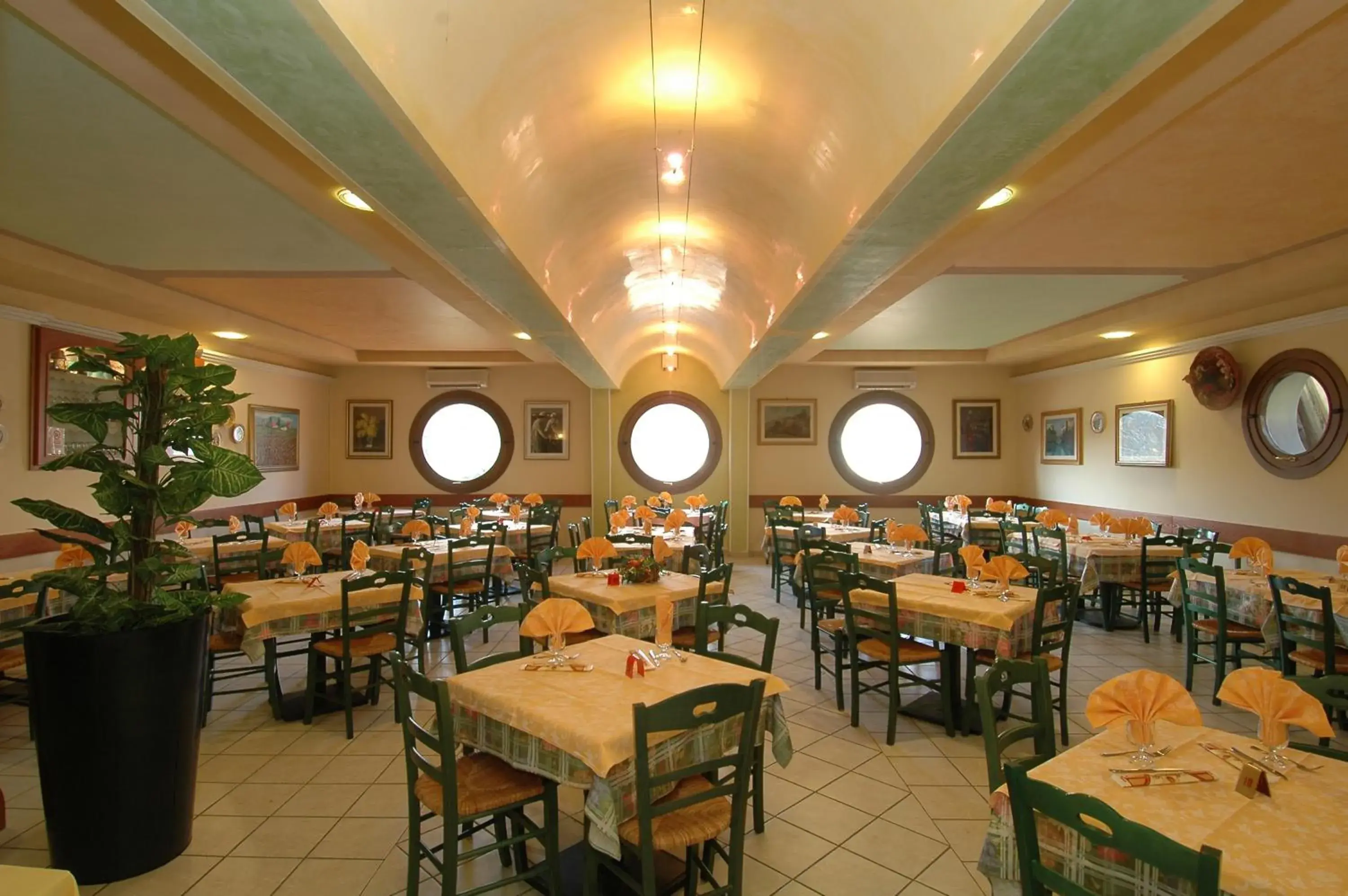 Hotel Ristorante Il Pirata Hotel Ristorante Il Pirata