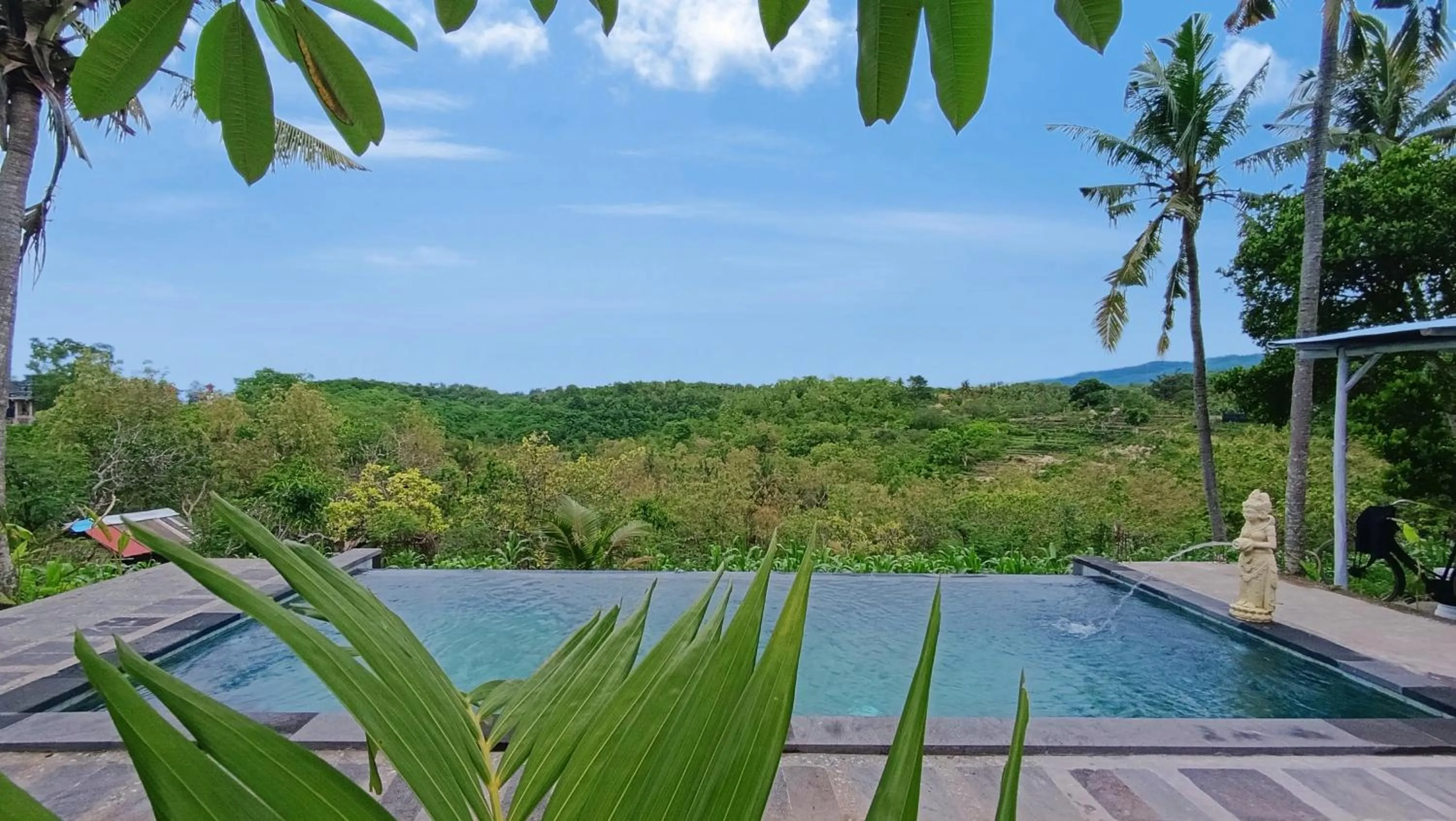 Natural landscape in Green Sunrise Hill View