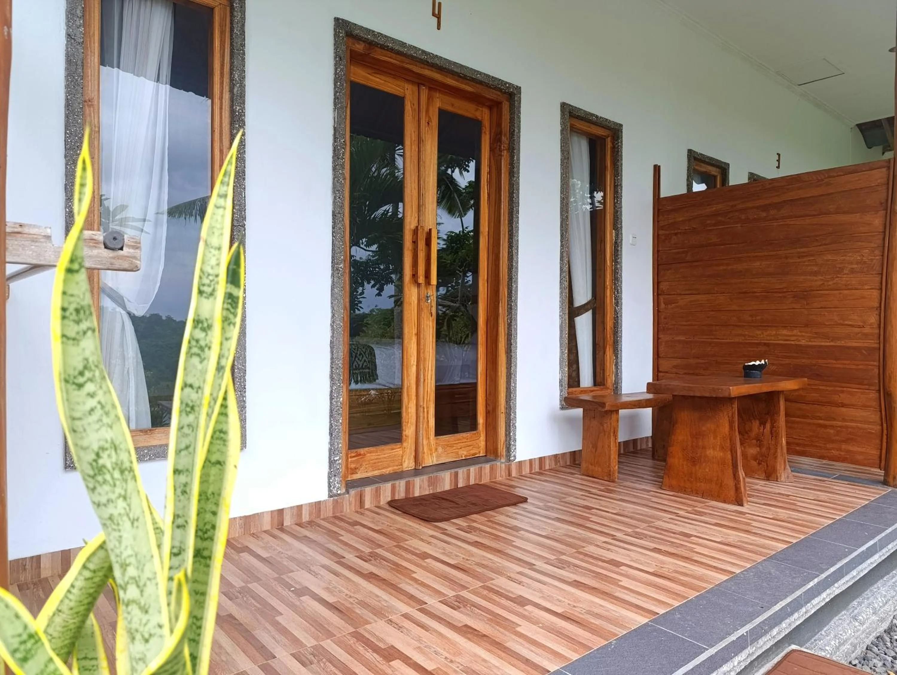 Balcony/Terrace in Green Sunrise Hill View
