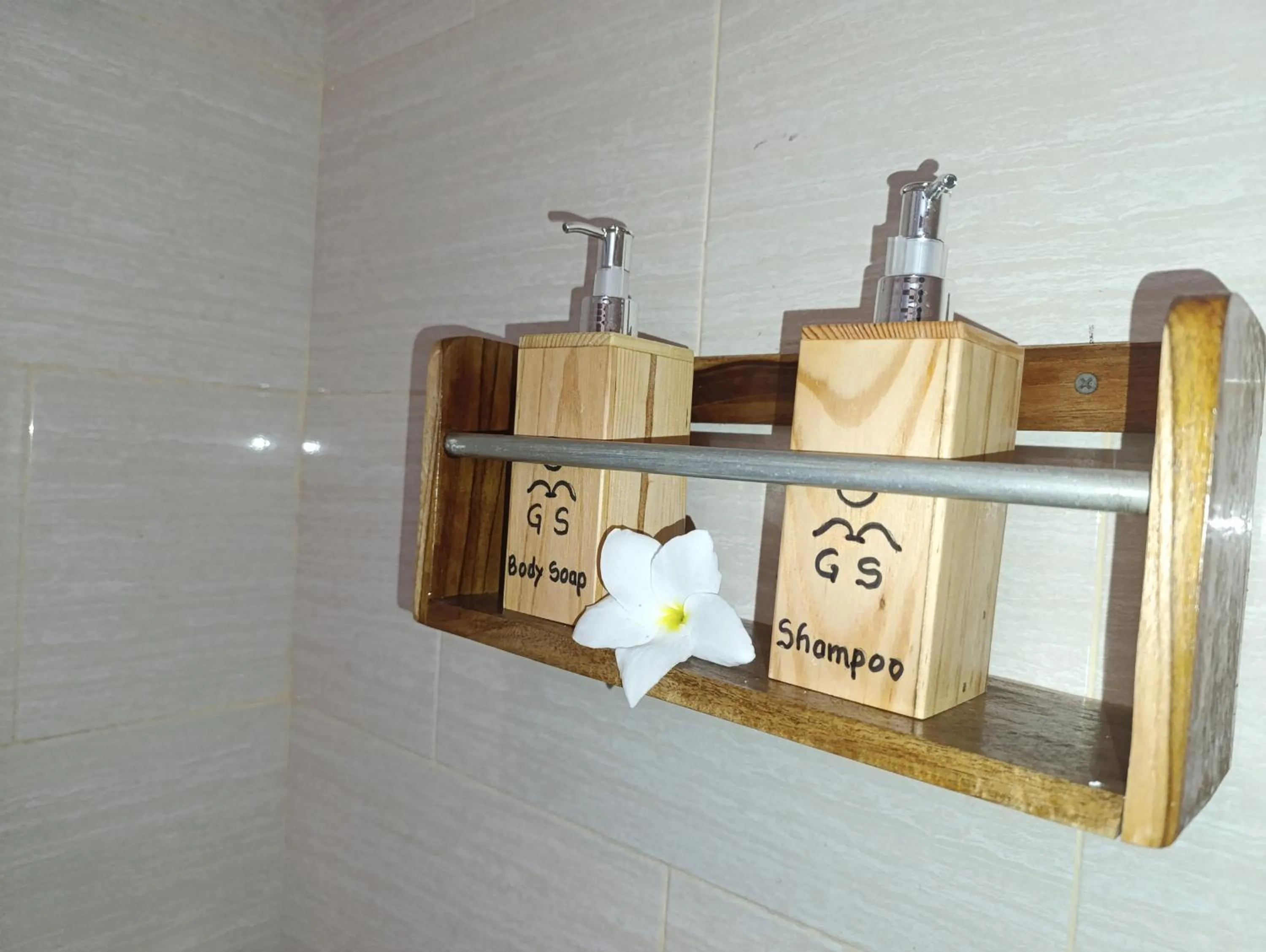 Bathroom in Green Sunrise Hill View
