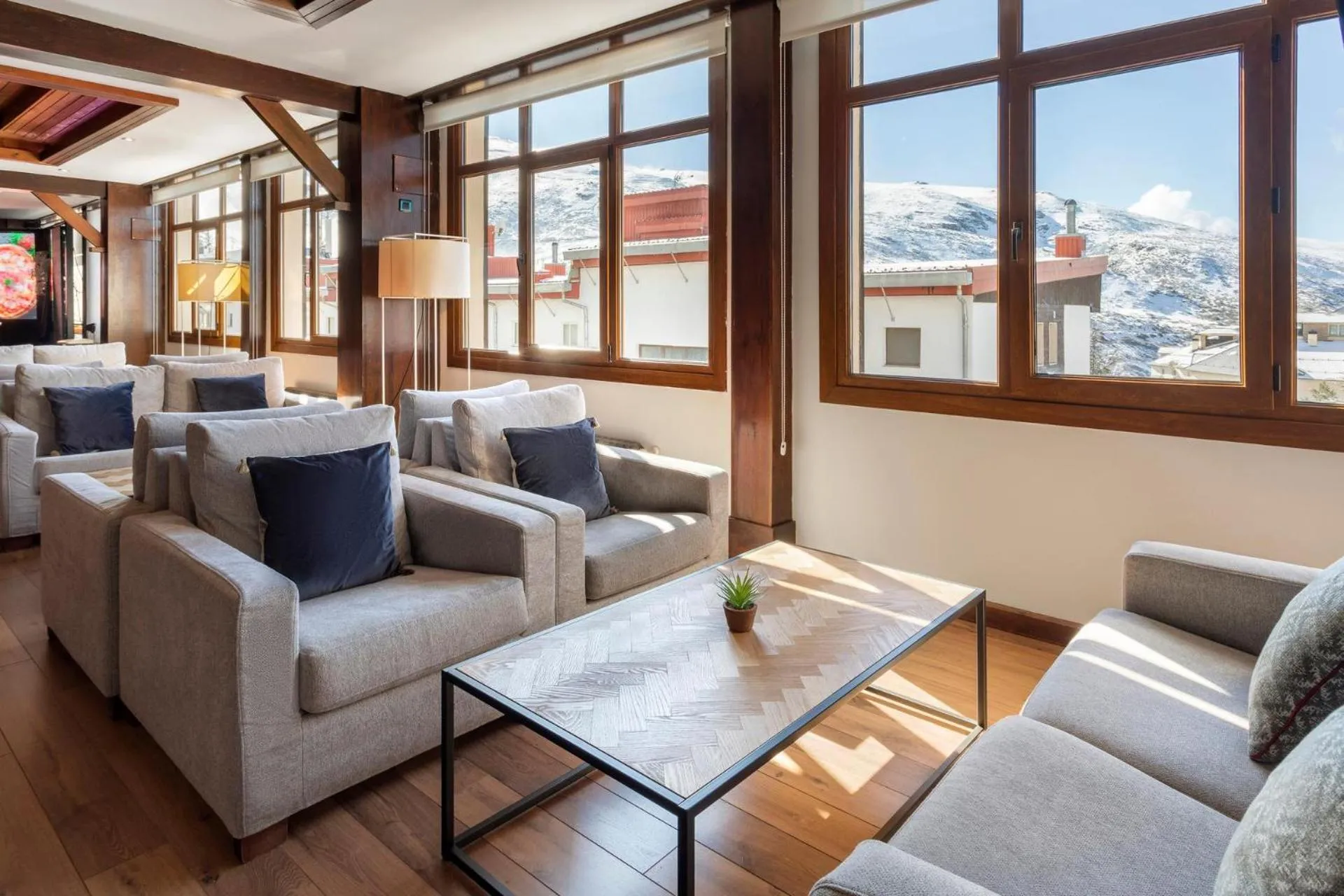 Restaurant/places to eat in Melia Sierra Nevada