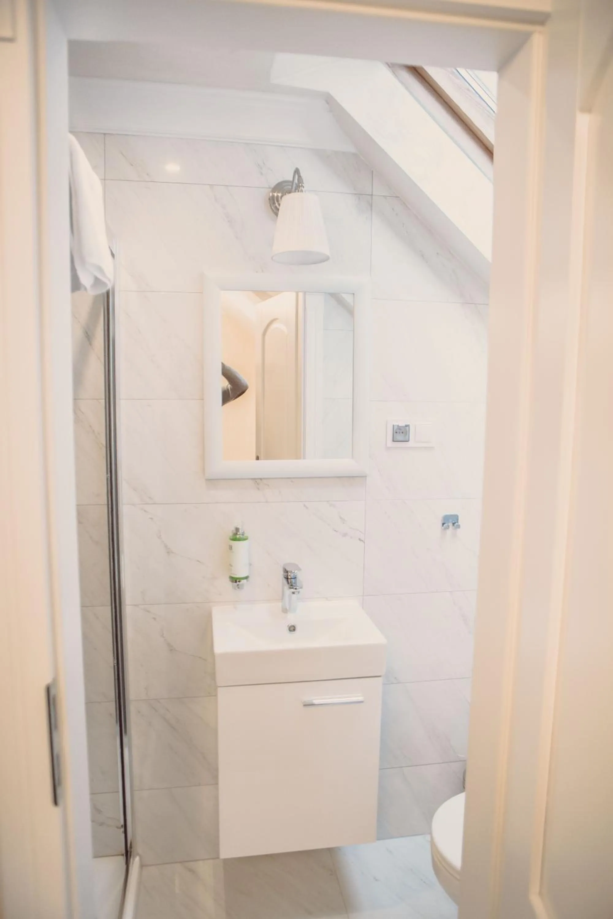 Dom Goscinny Bialy Dworek