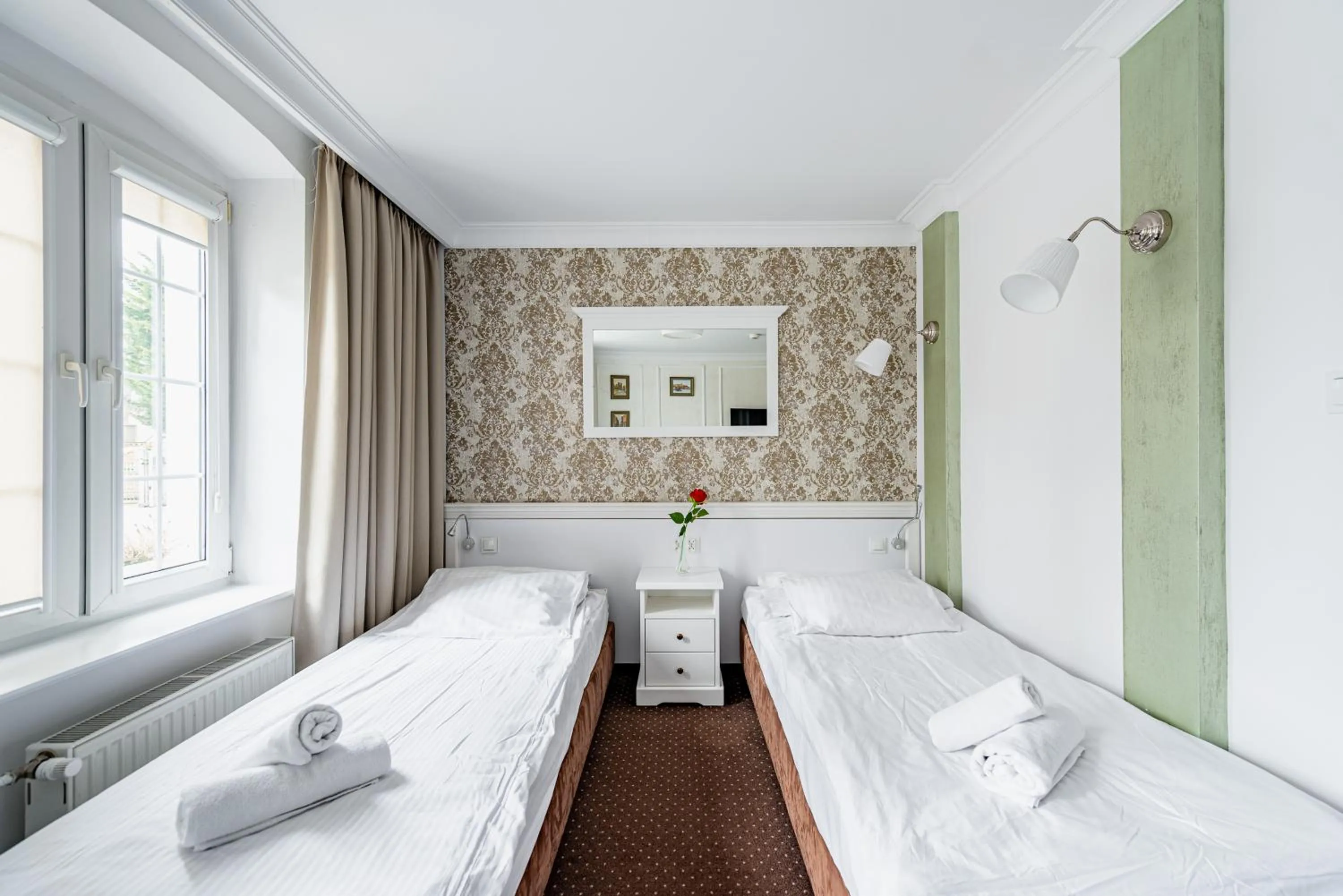 Bed in Dom Goscinny Bialy Dworek