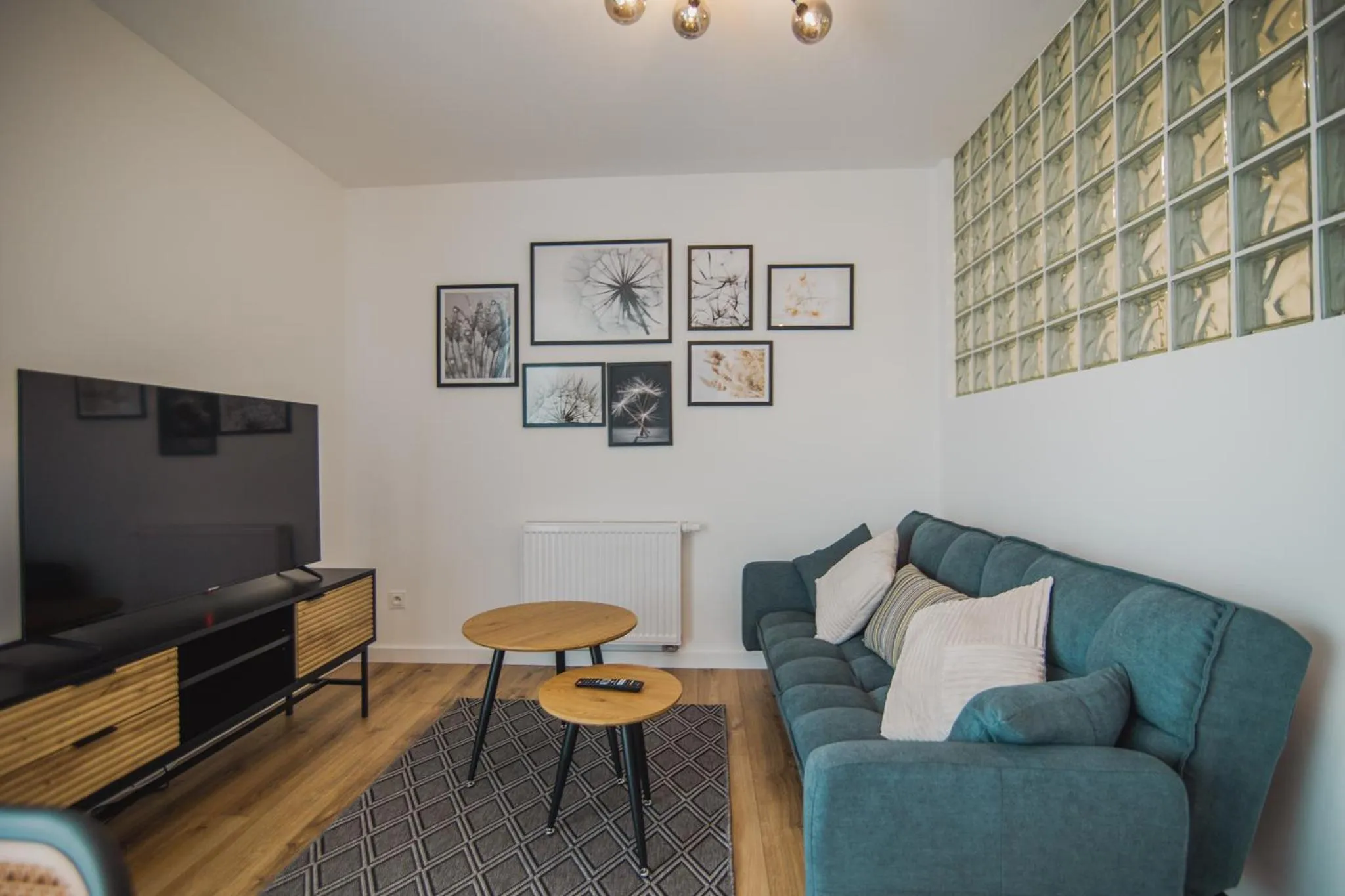 Dom Goscinny Bialy Dworek