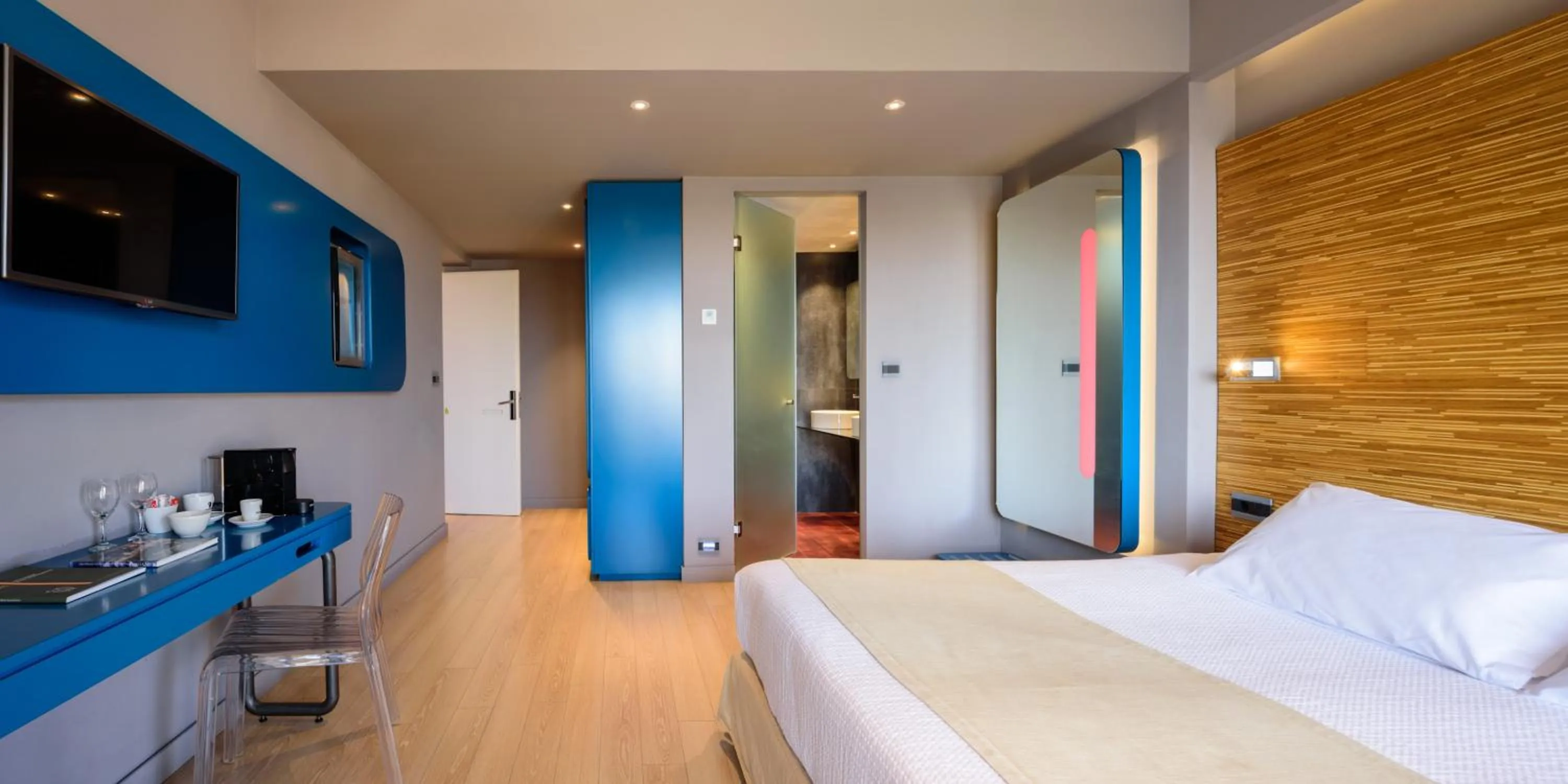 Bed in Essence Hotel