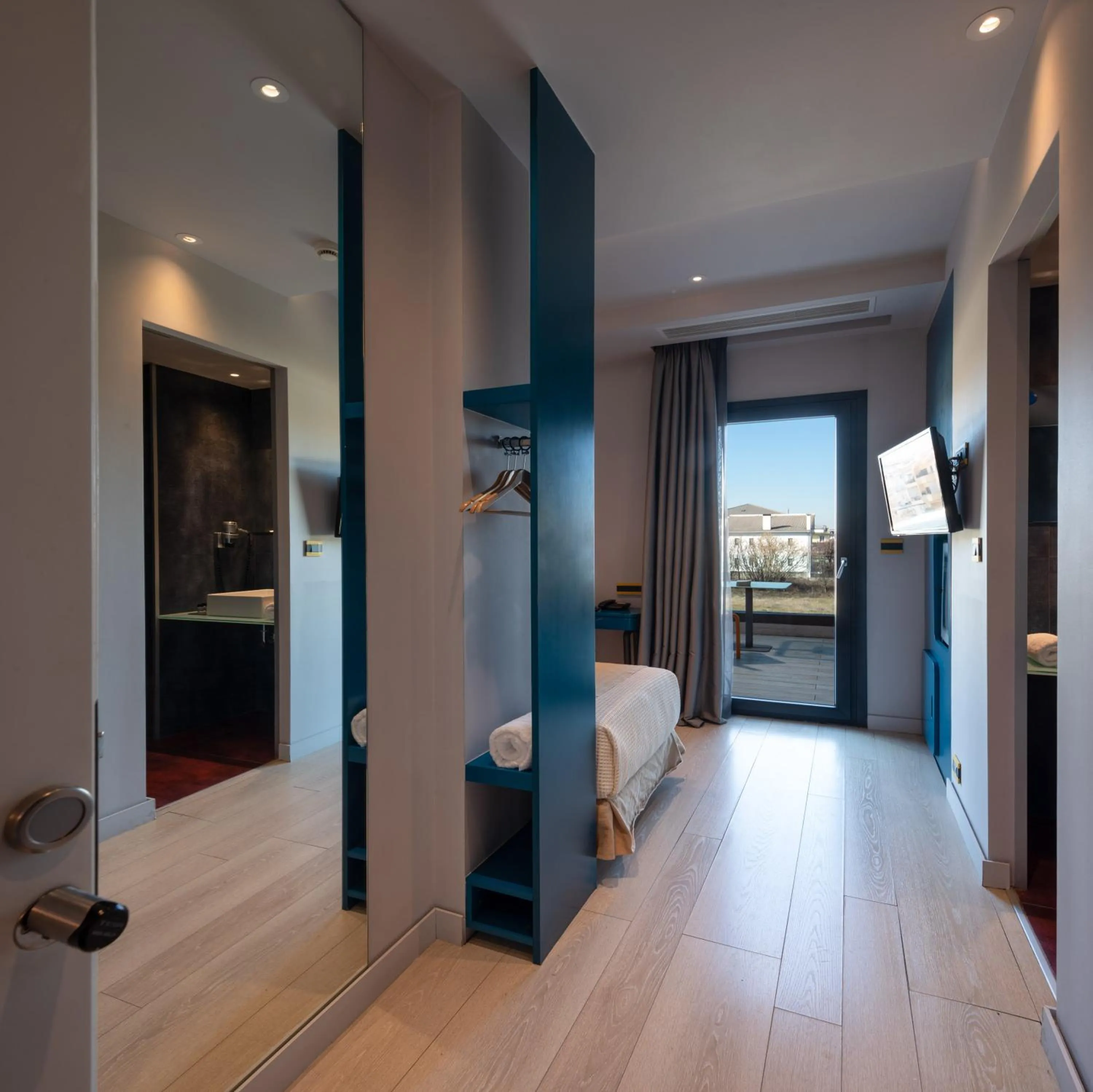 Shower in Essence Hotel