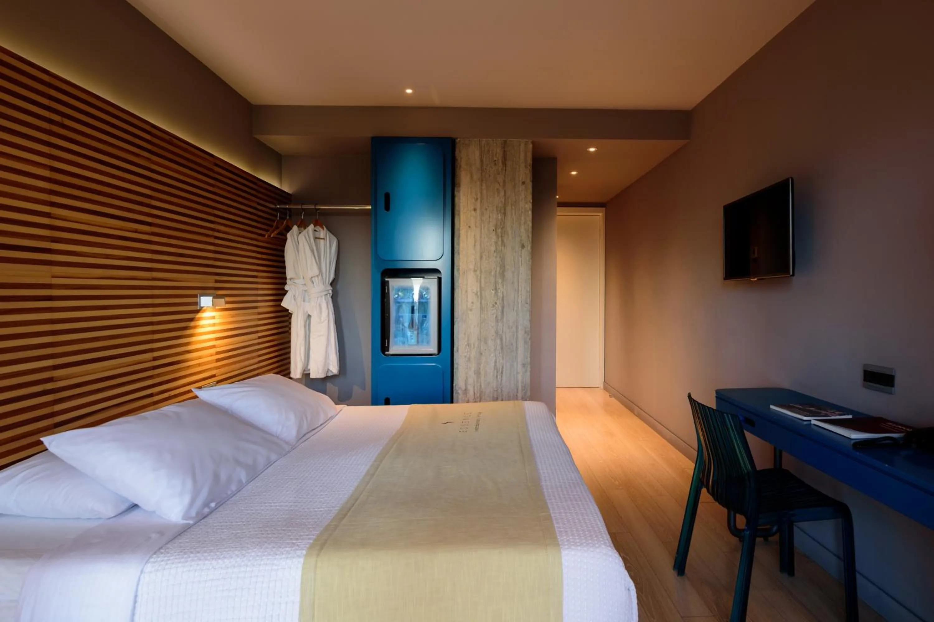 Bed in Essence Hotel