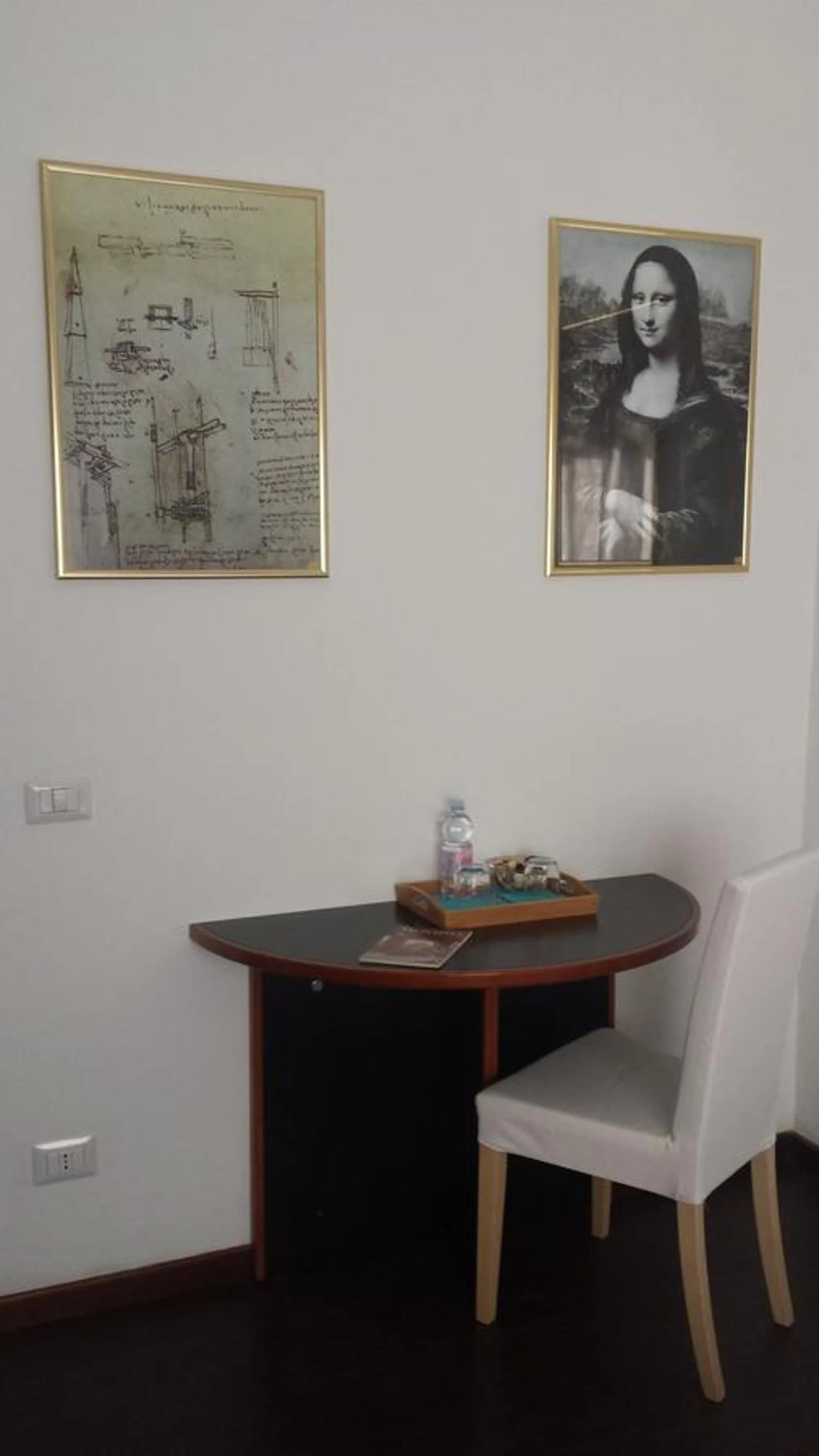 Photo of the whole room in Luci A San Siro