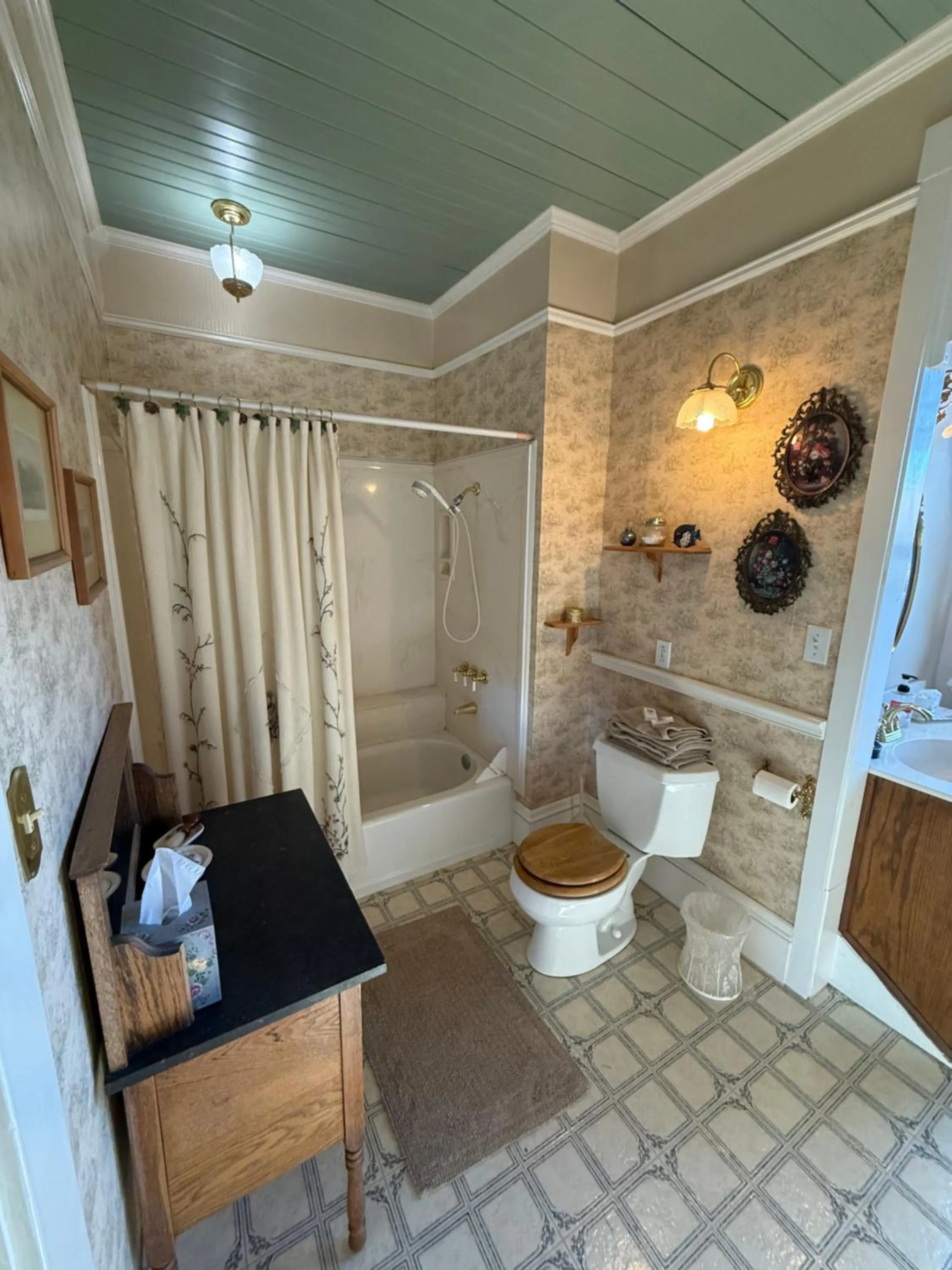 Double Room with Mountain View in Roseberry House Bed and Breakfast