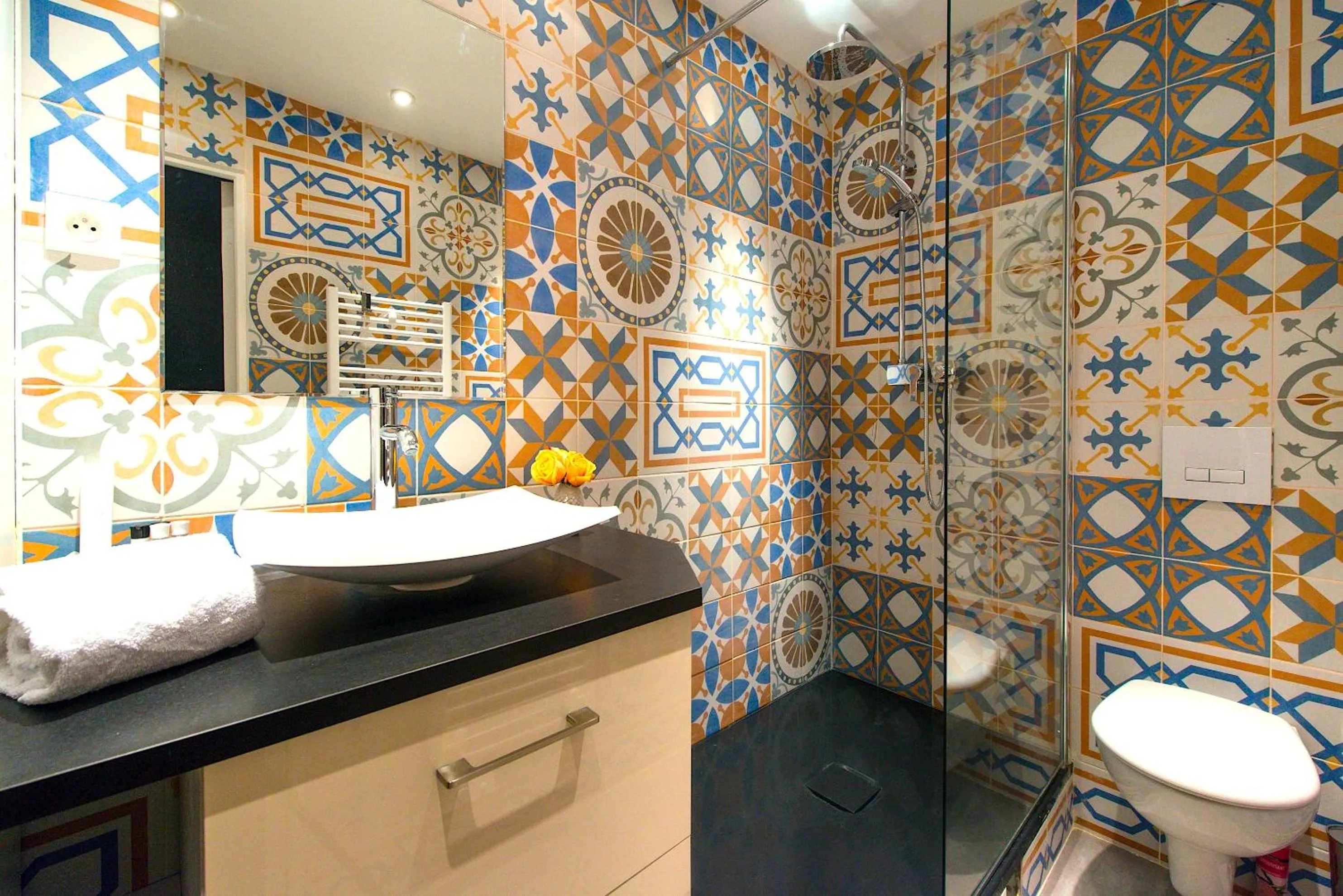 Shower in Sweett - Saint Honore