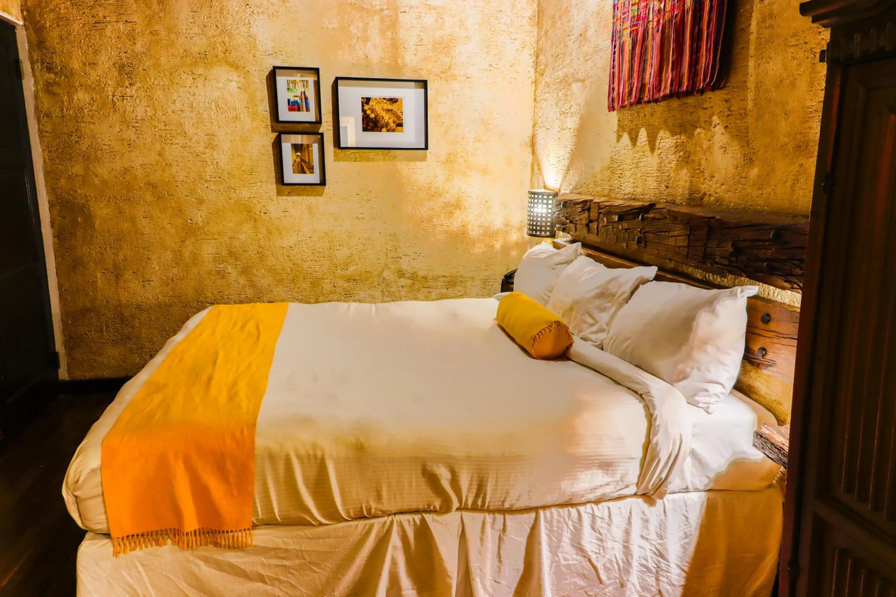 King Suite with Spa Bath in Casa San Lázaro Boutique Hotel