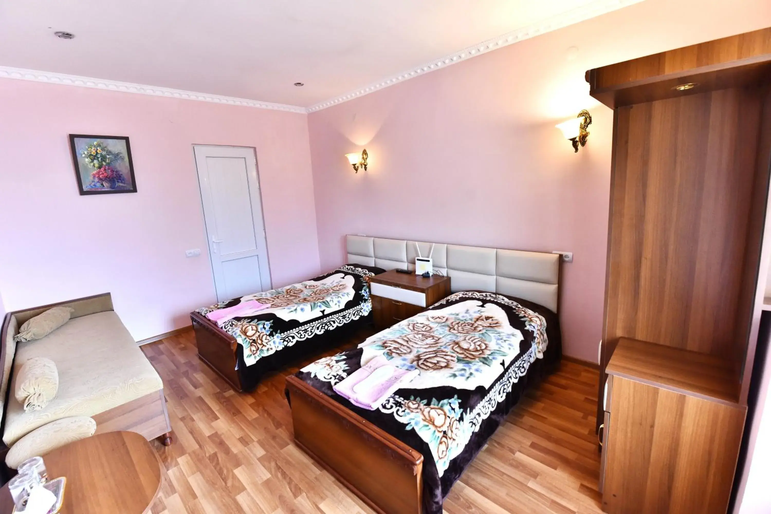 Standard Twin Room in Haghpat Hotel Standard Twin Room in Haghpat Hotel