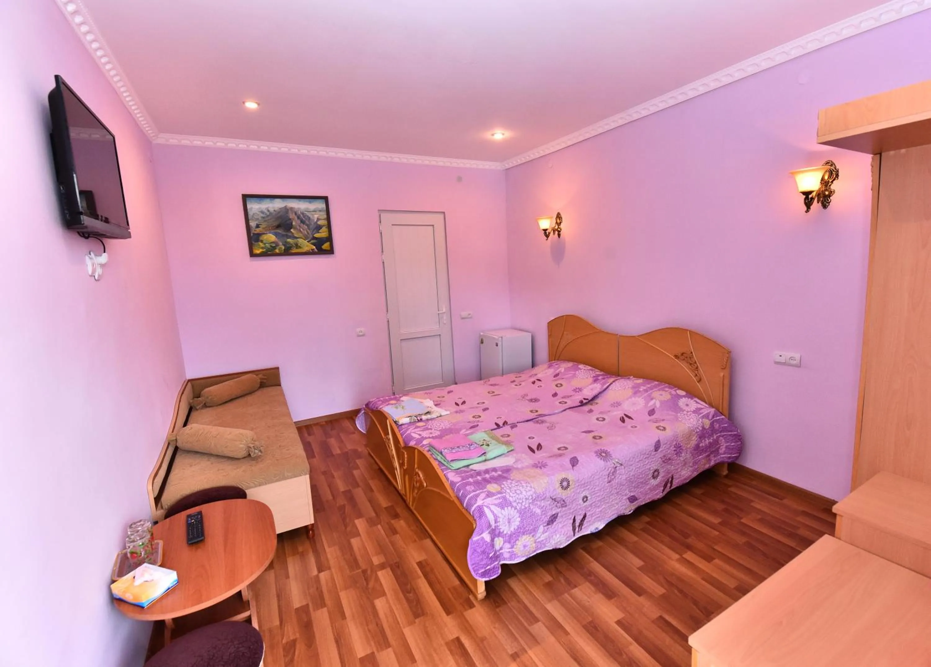 Haghpat Hotel