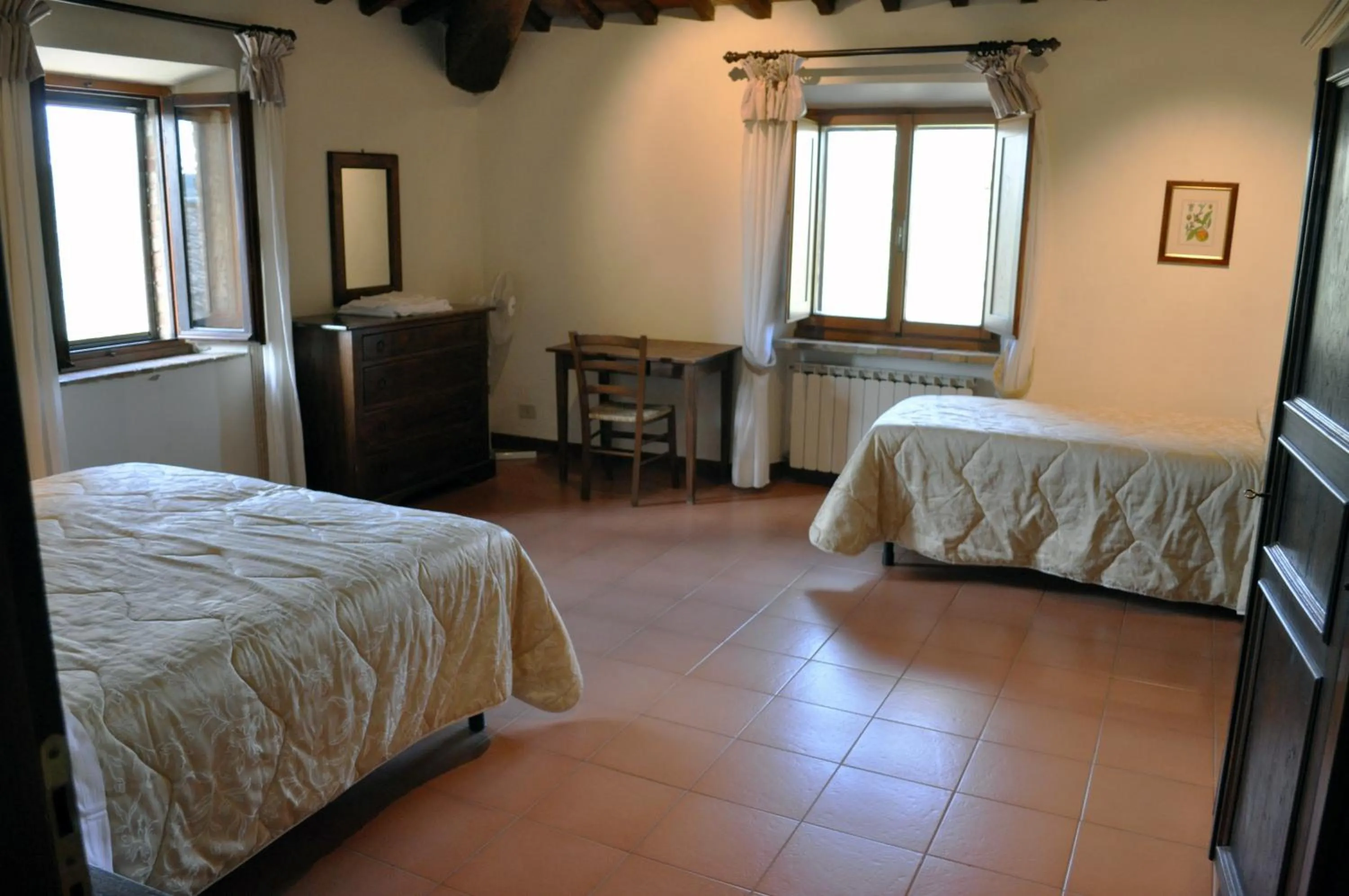 Bed in Tenuta Di Monaciano