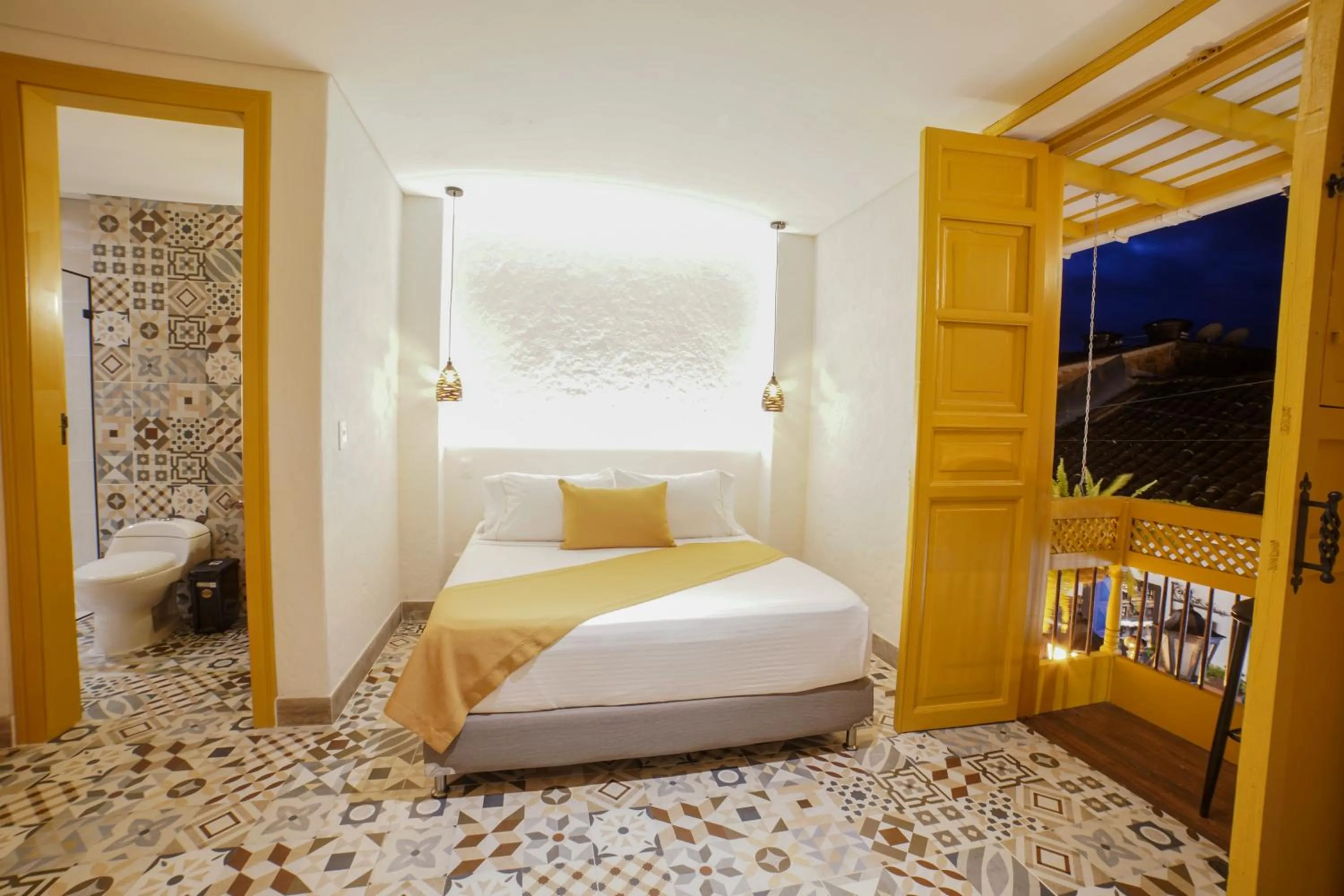 Bed in Casa Serafin Hotel