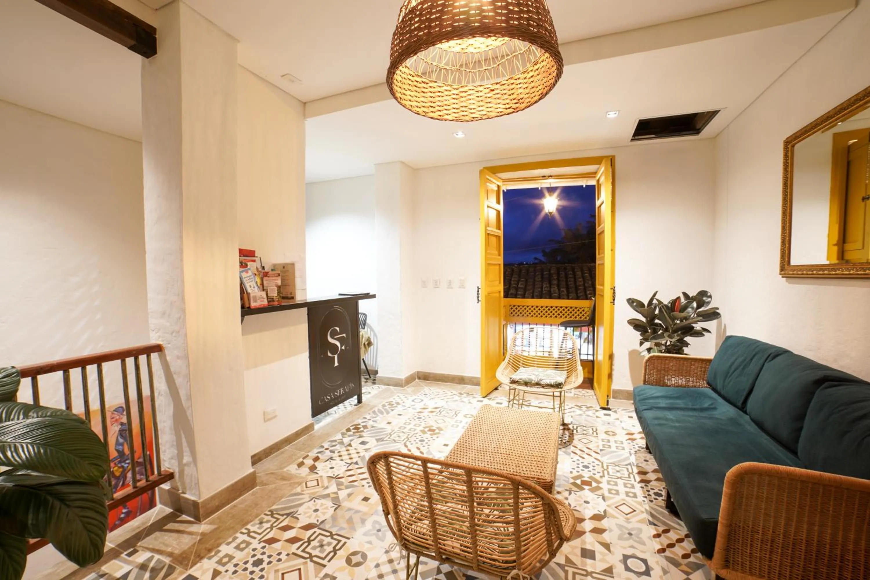 Lobby or reception in Casa Serafin Hotel