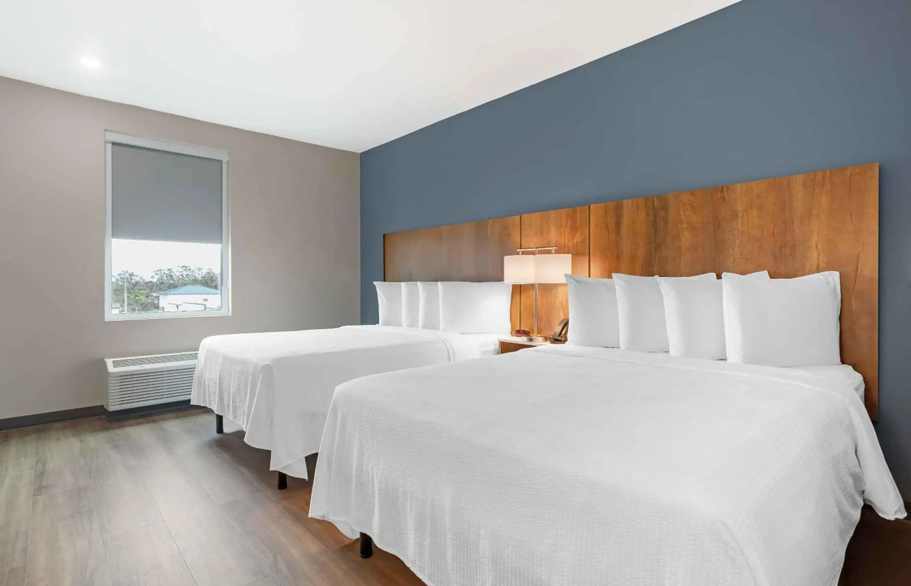 Bed in Extended Stay America Premier Suites - Bradenton Bed in Extended Stay America Premier Suites - Bradenton