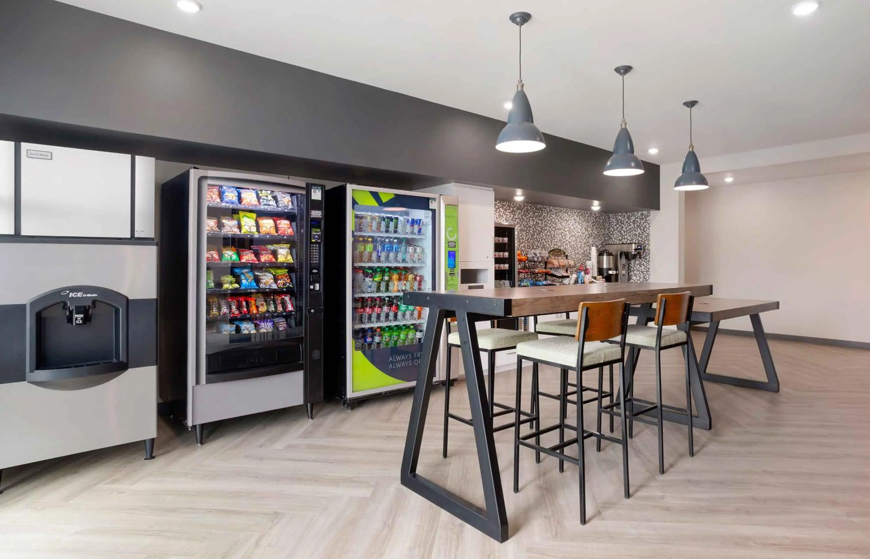 Coffee/tea facilities in Extended Stay America Premier Suites - Bradenton