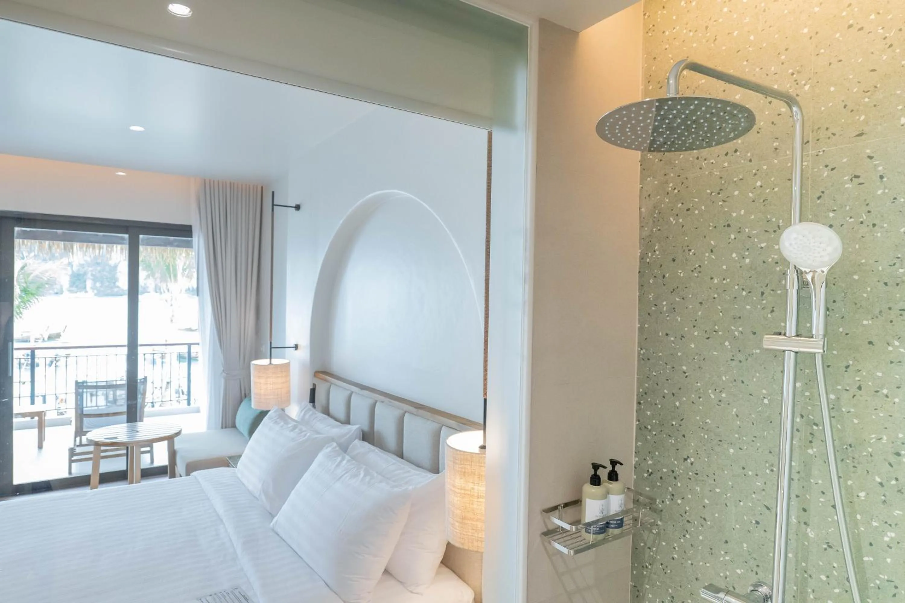 Bed in Phi Phi at Pier