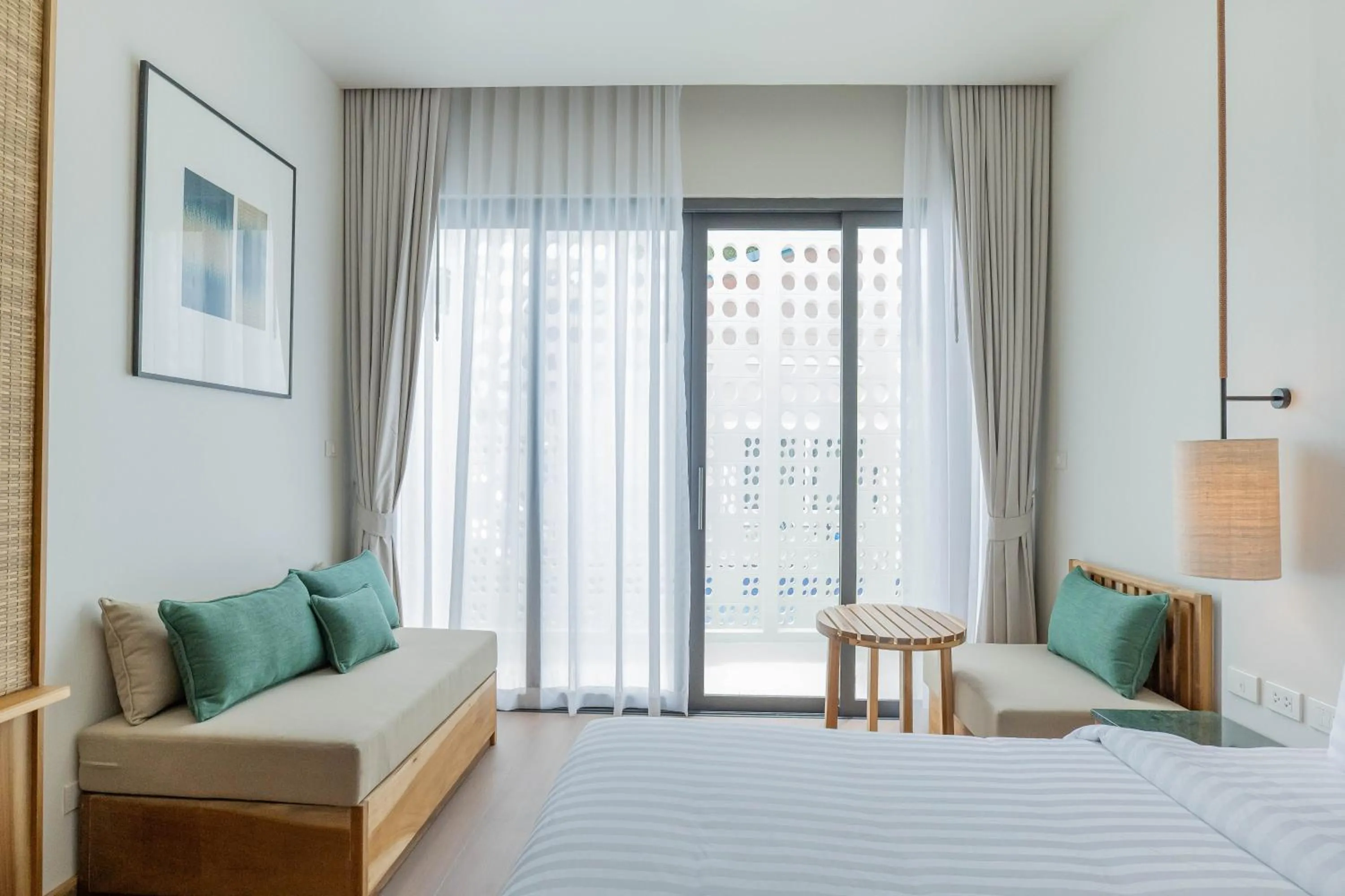 Bed in Phi Phi at Pier