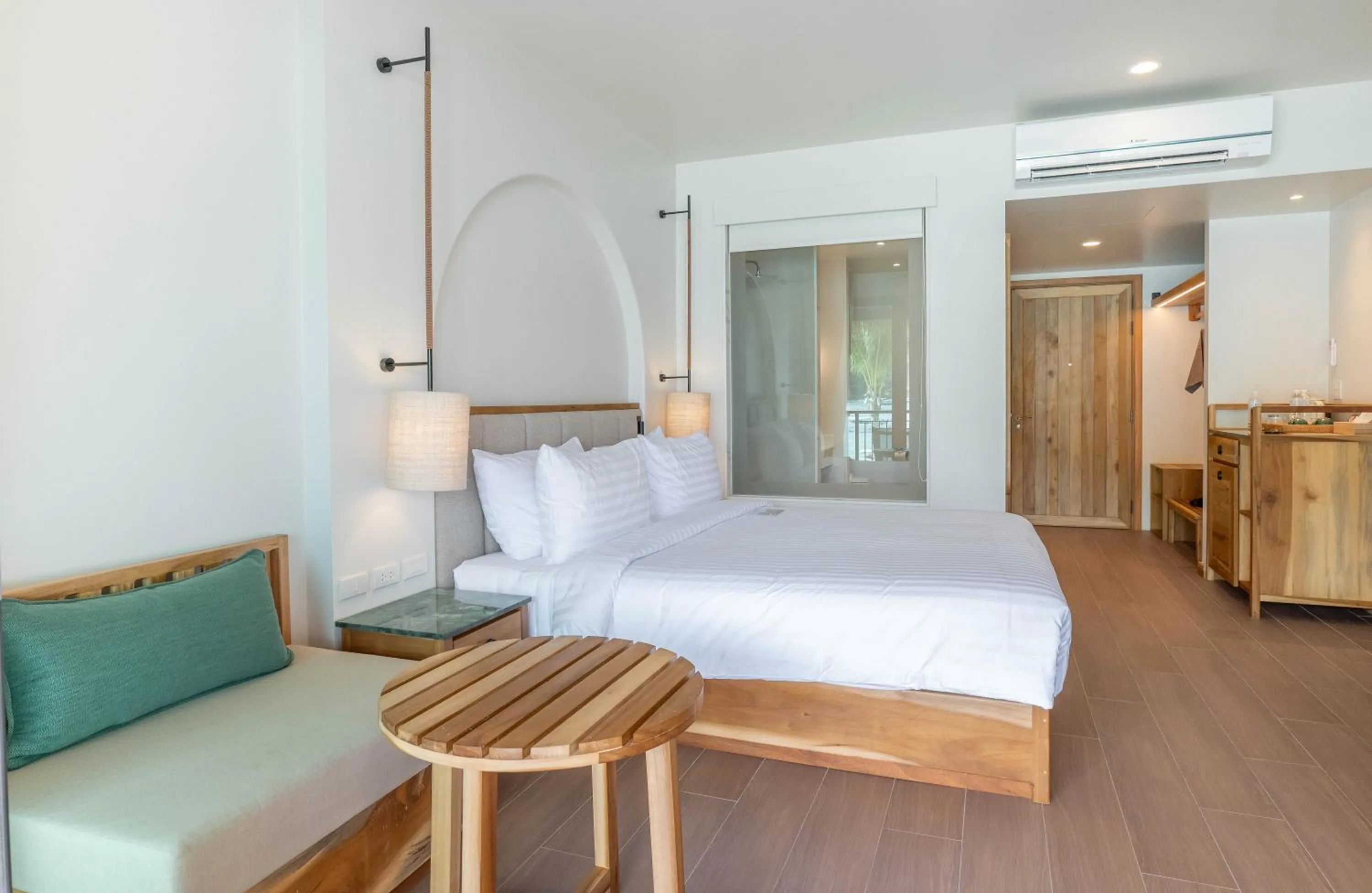 Bed in Phi Phi at Pier