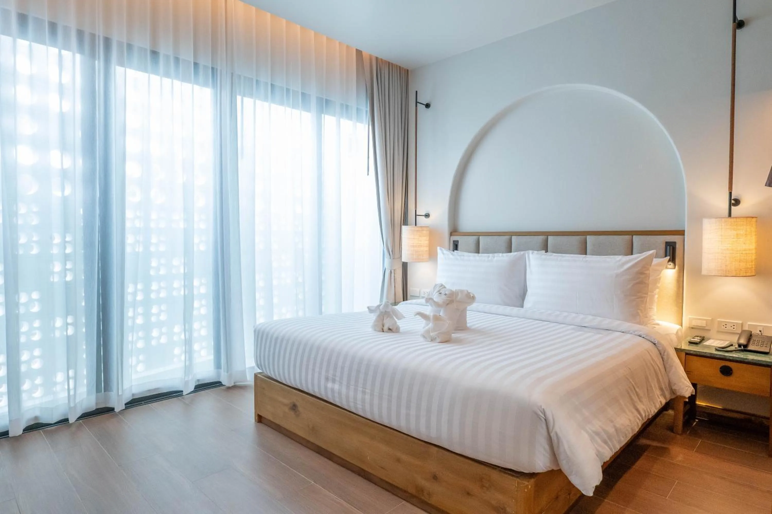 Bed in Phi Phi at Pier