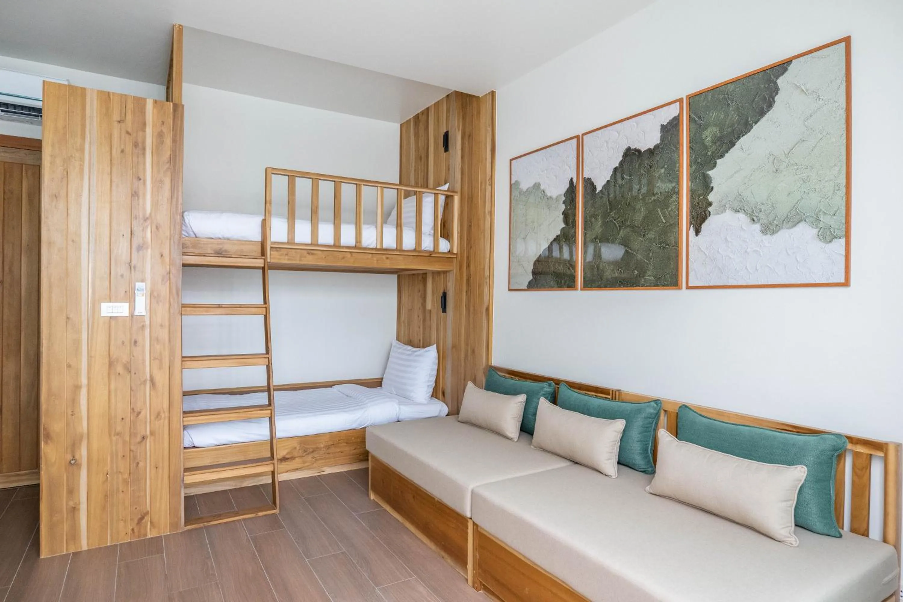 Bed in Phi Phi at Pier