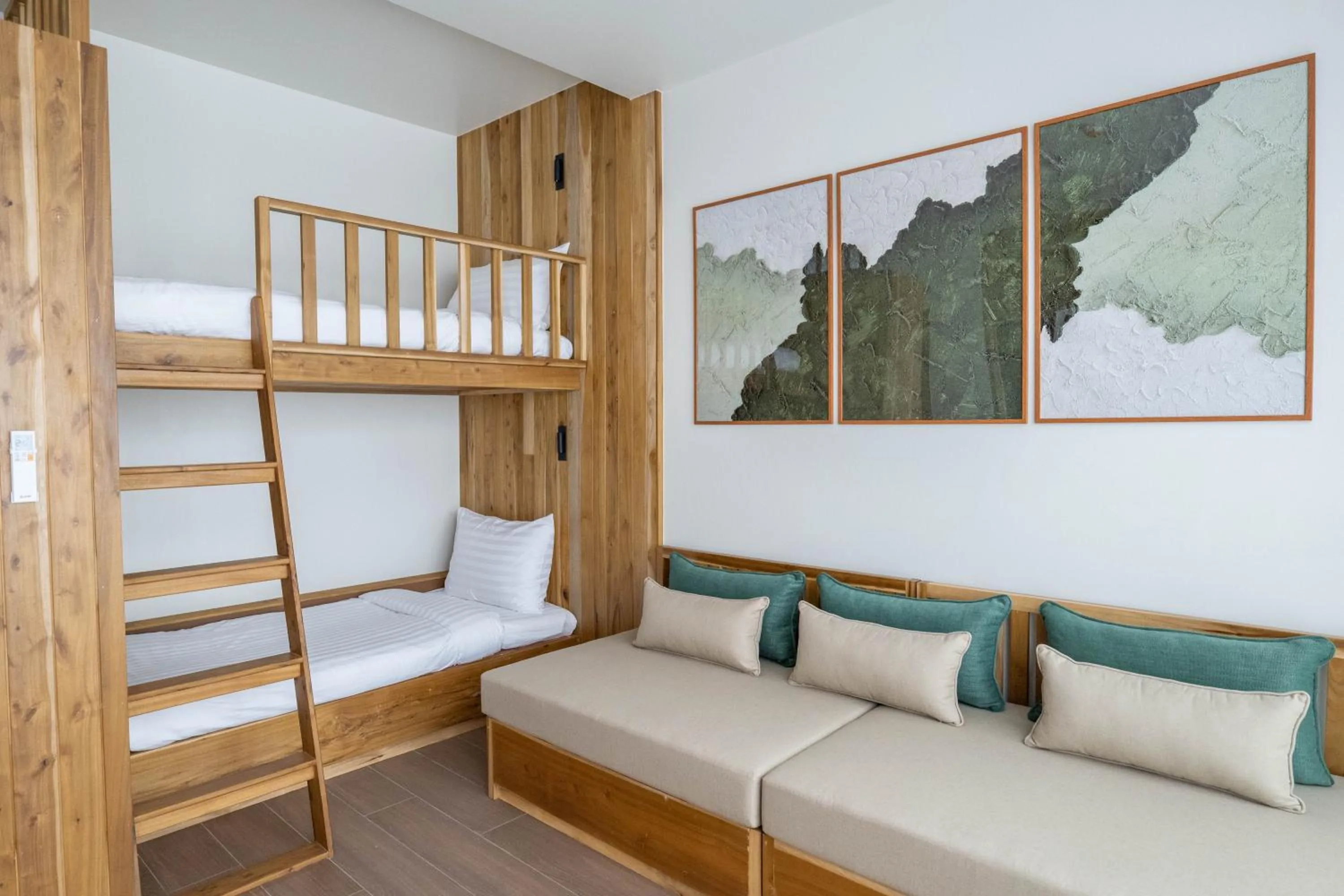 Bed in Phi Phi at Pier