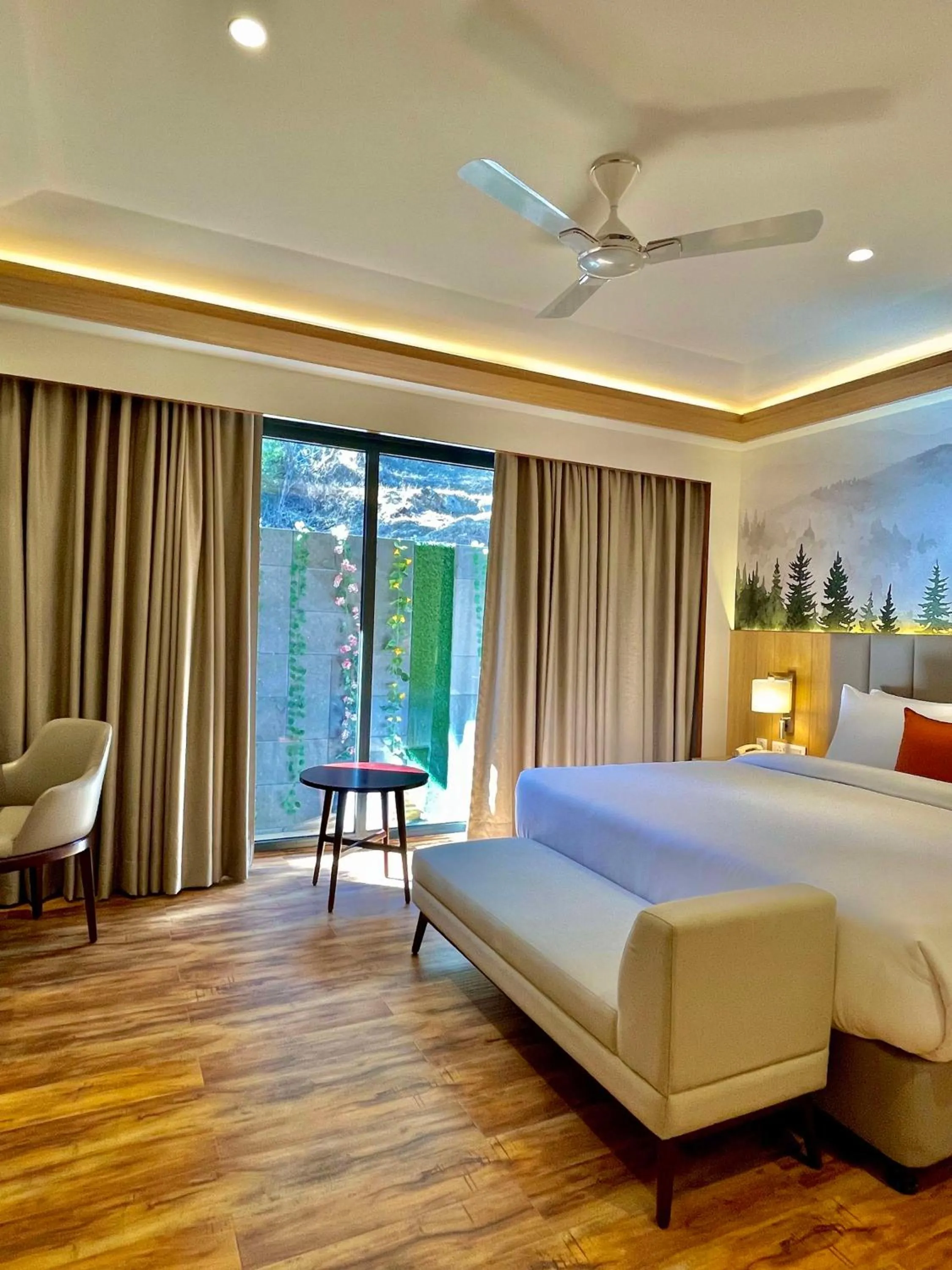 Bedroom, Bed in Best Western Matra Kasauli