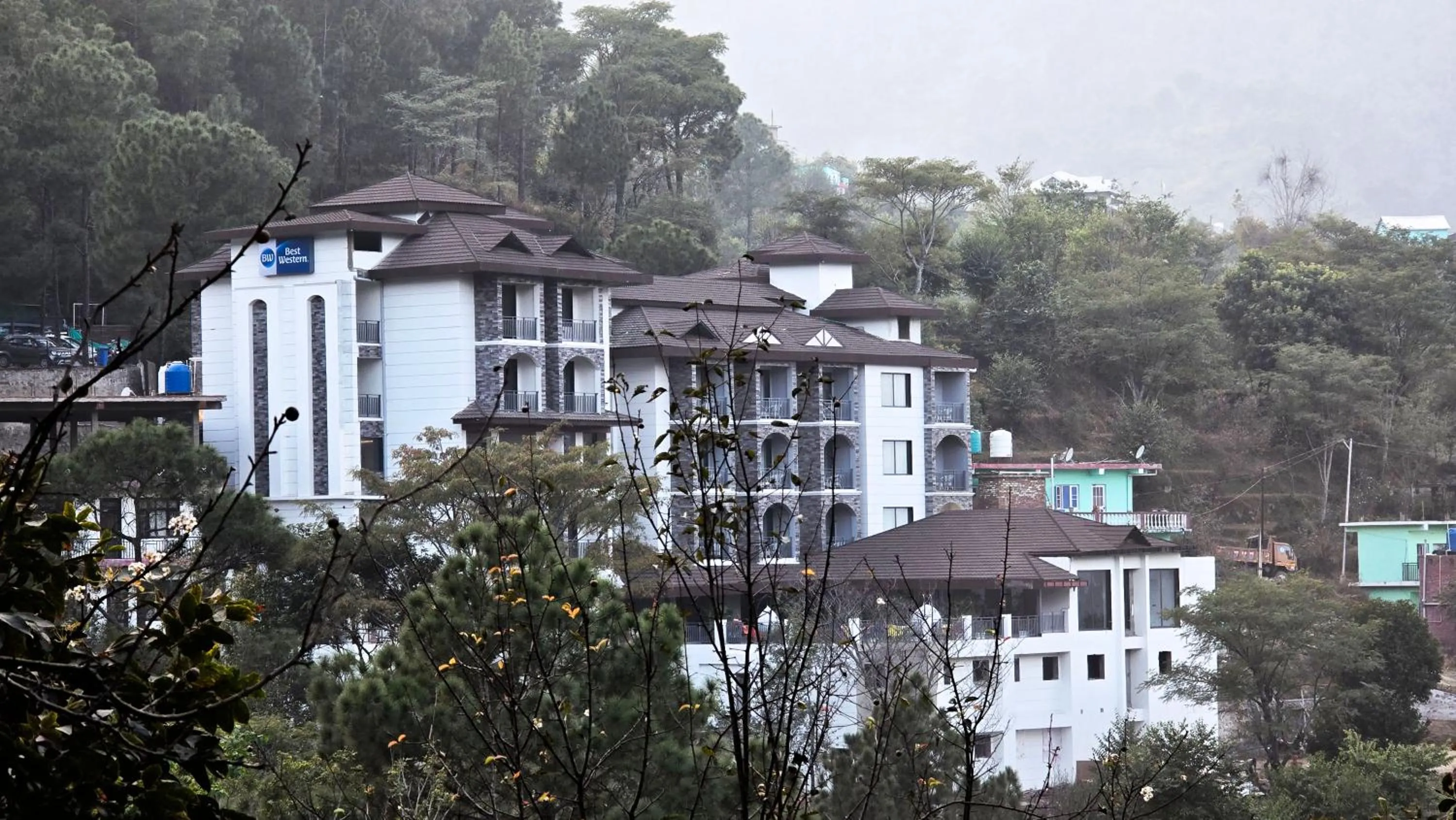 Property building in Best Western Matra Kasauli