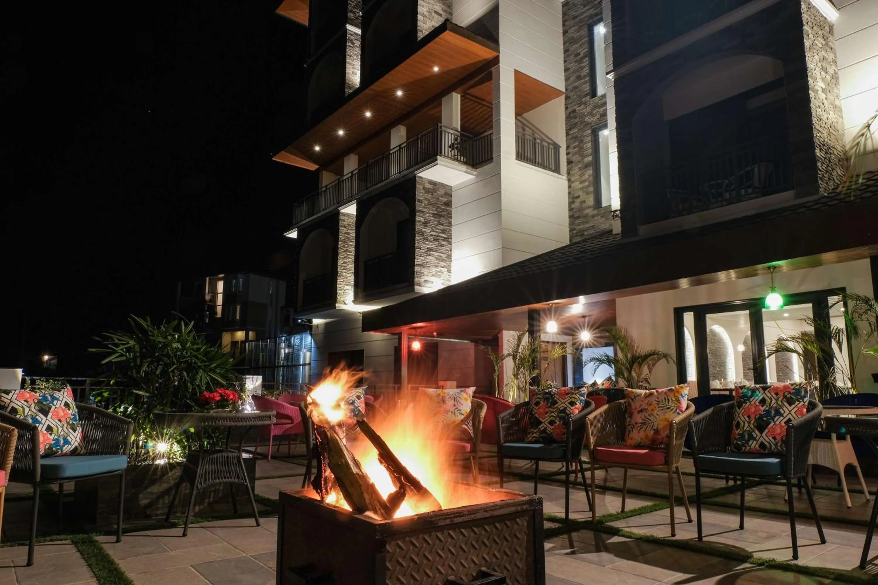 Property building in Best Western Matra Kasauli