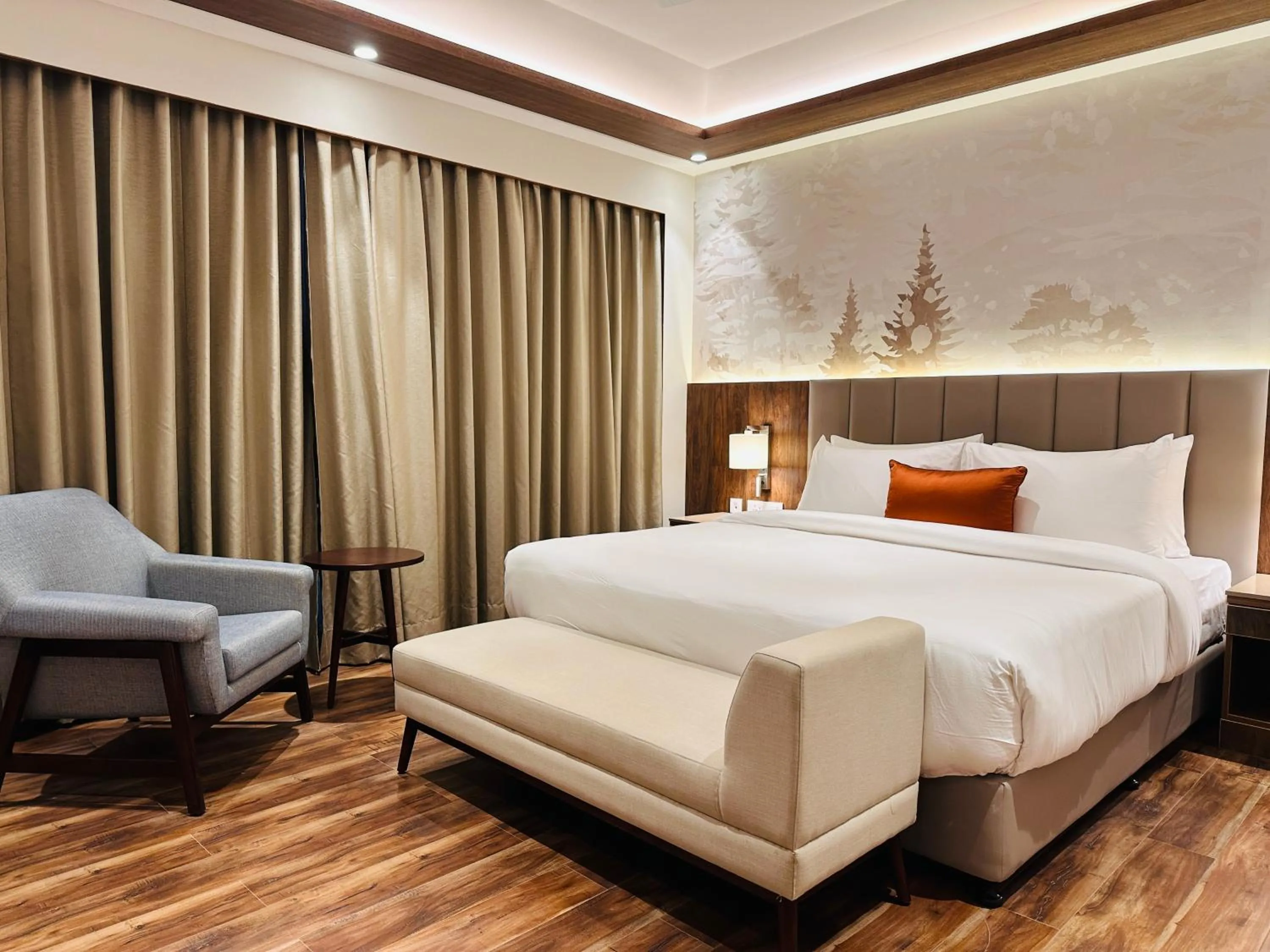 Bed in Best Western Matra Kasauli