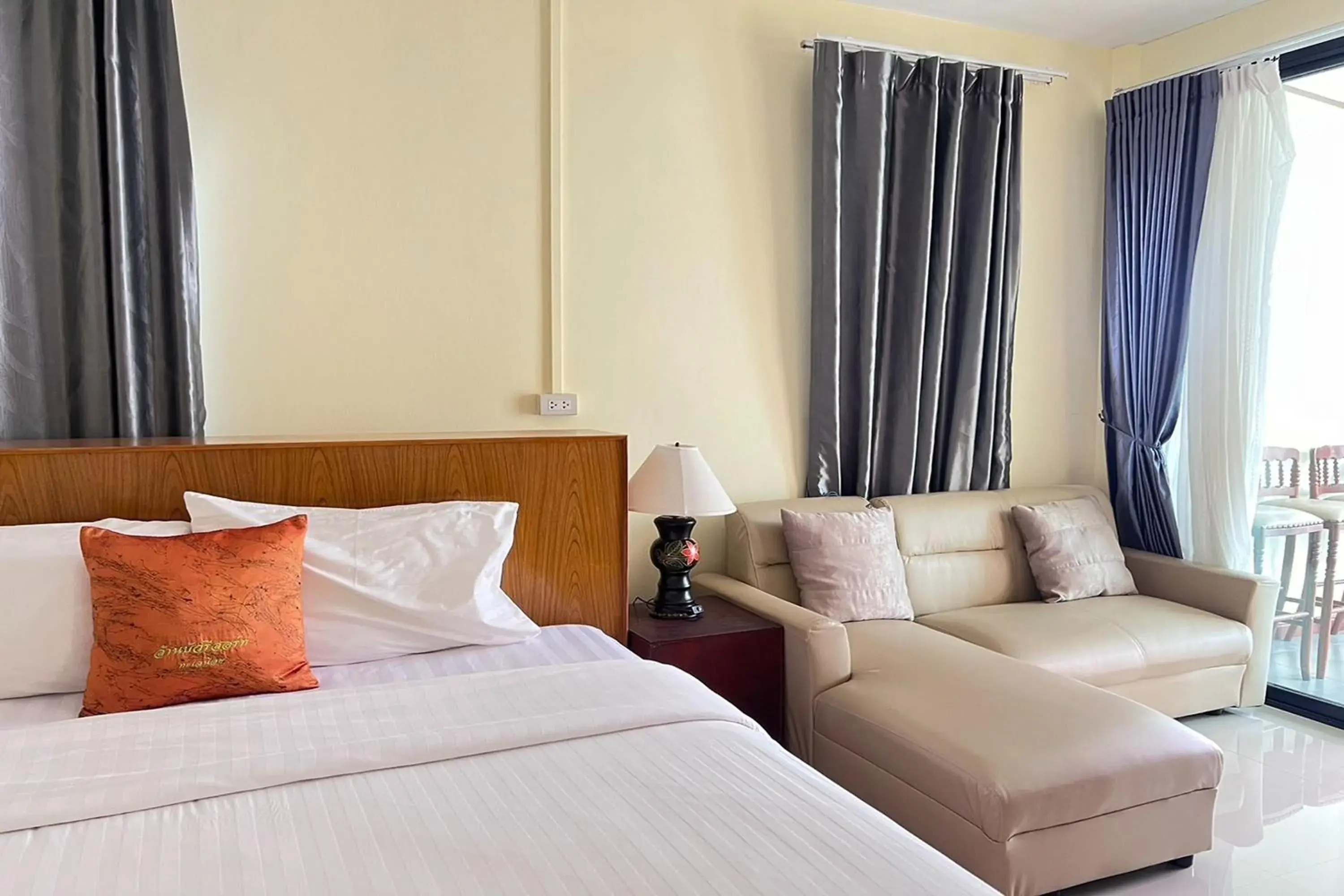 Bedroom, Bed in Lan Bua Resort Bedroom, Bed in Lan Bua Resort