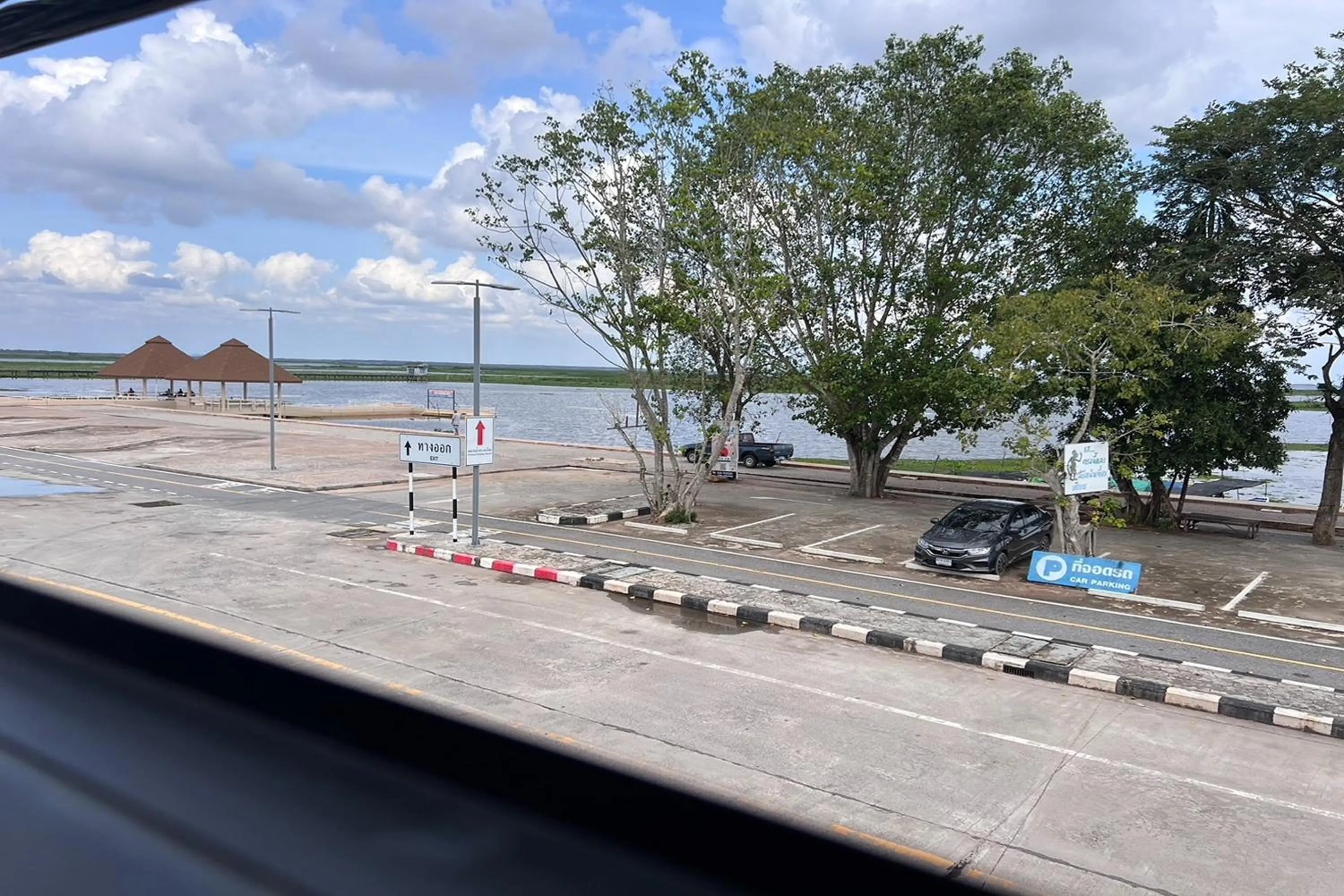 Parking in Lan Bua Resort