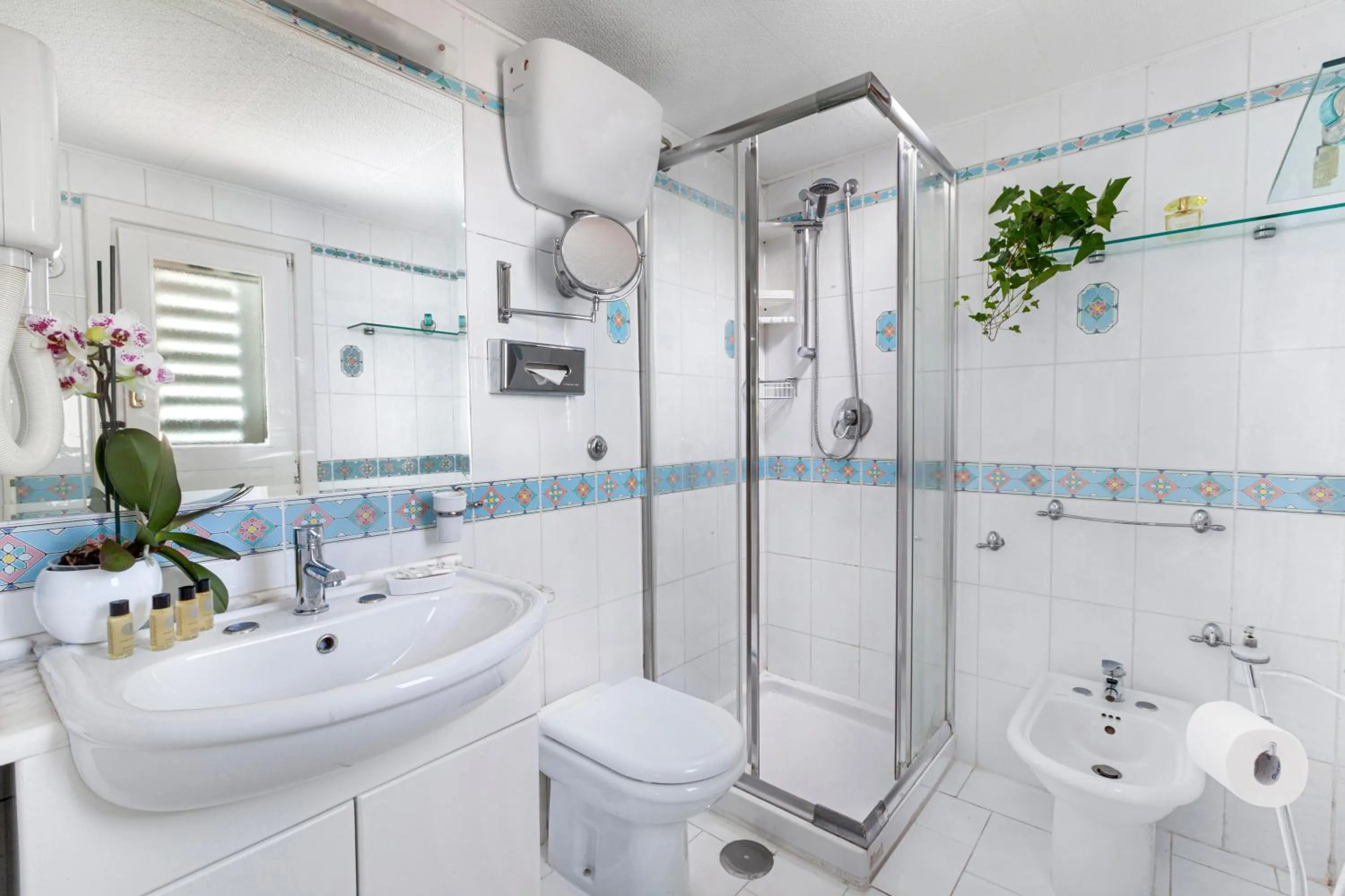 Bathroom in Villa Maresca B&B