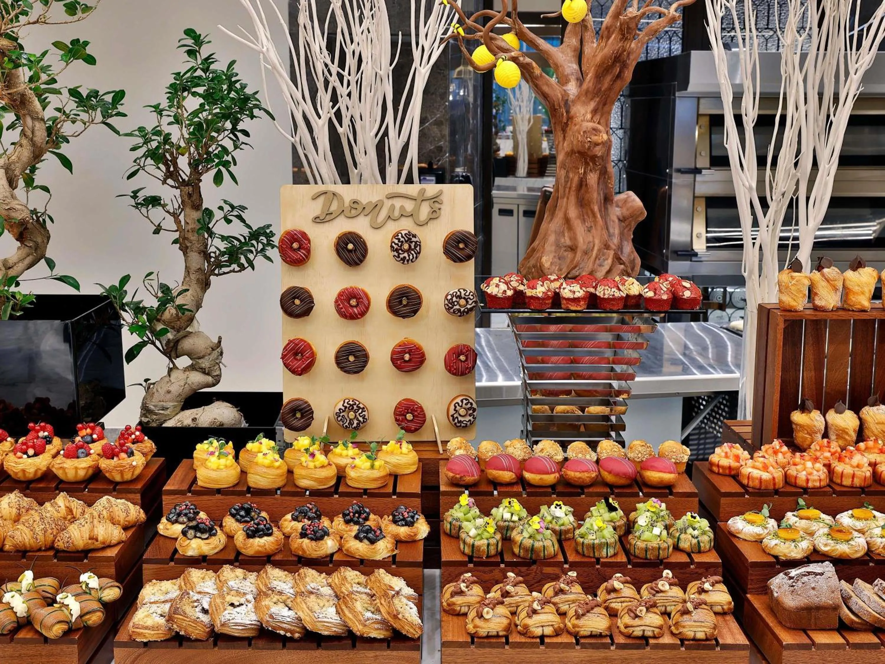 Restaurant/places to eat in Sofitel Riyadh Hotel & Convention Centre