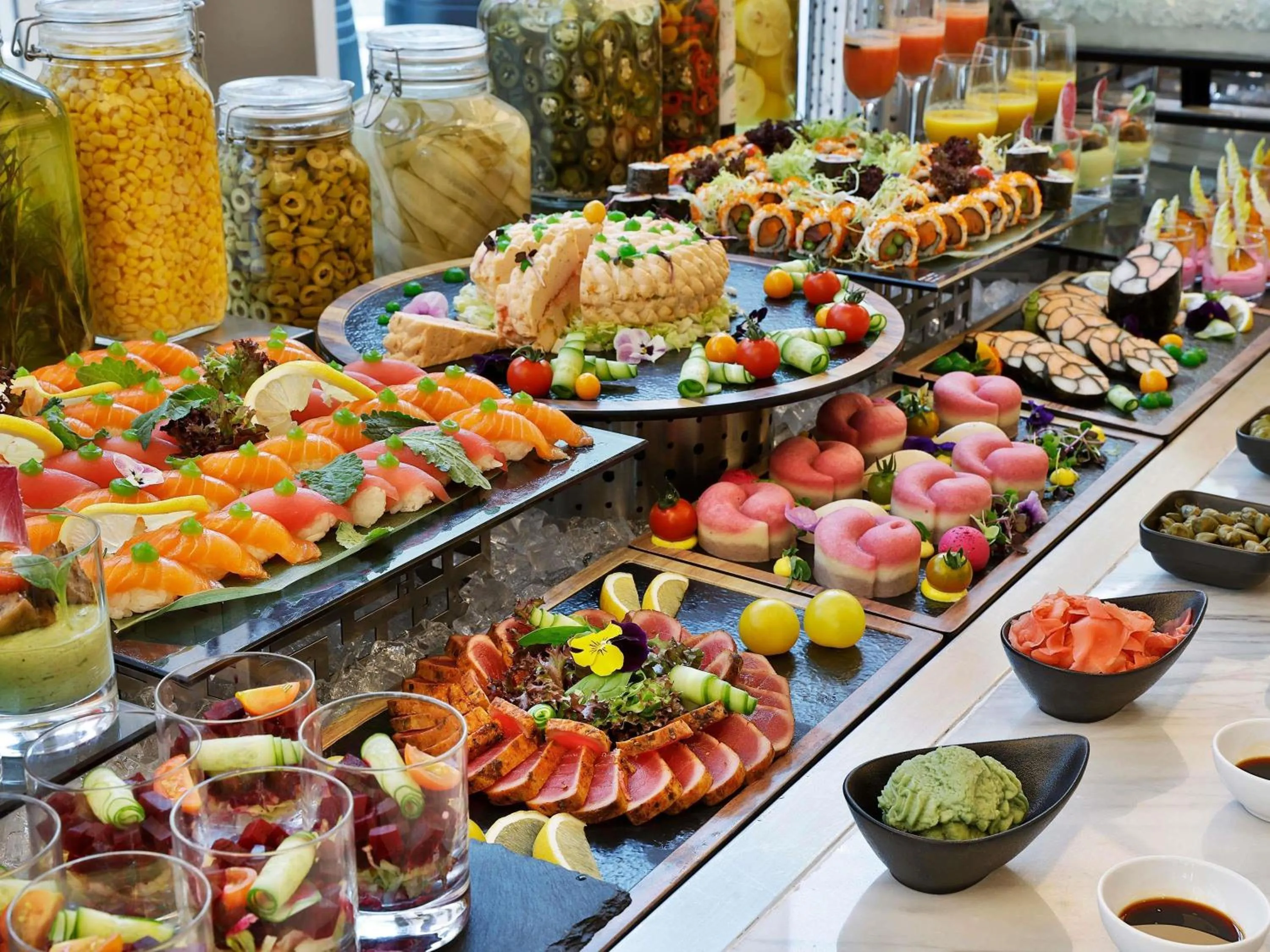 Restaurant/places to eat in Sofitel Riyadh Hotel & Convention Centre