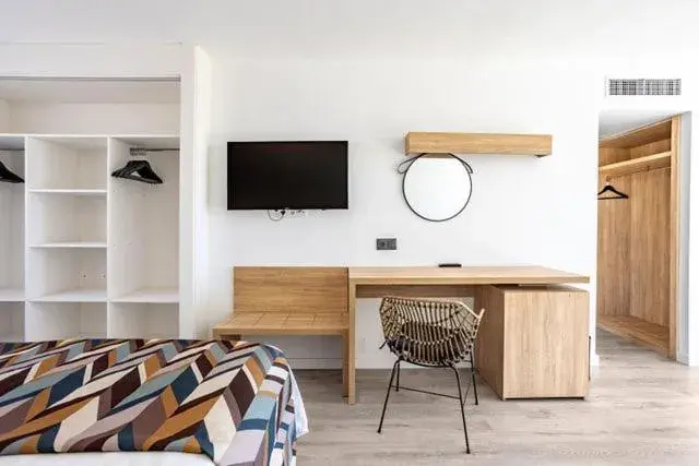 Bedroom, Bed in Morlans Garden Bedroom, Bed in Morlans Garden