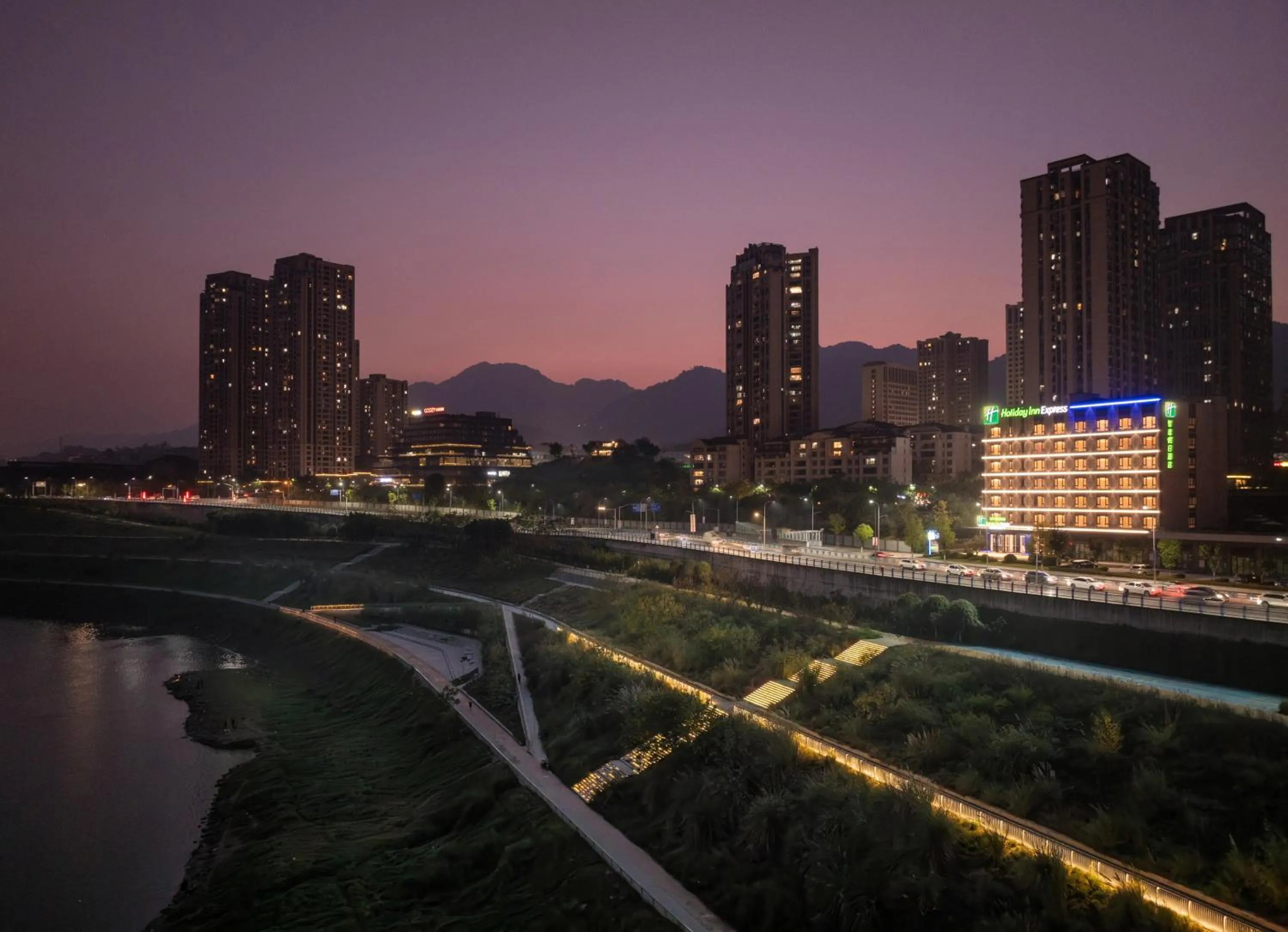 River view in Holiday Inn Express Chongqing Ciqikou Ancient Town by IHG