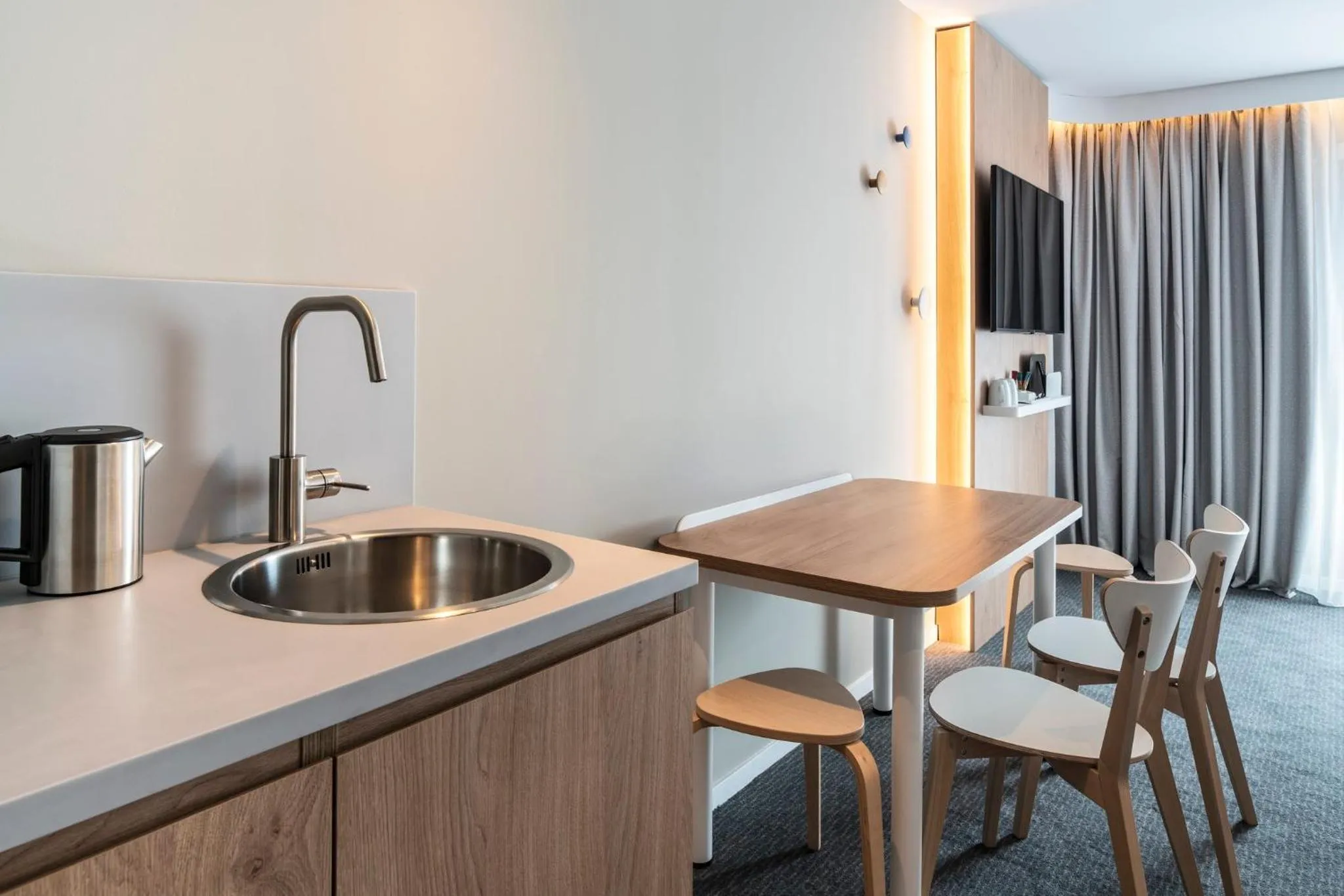 Photo of the whole room in Holiday Inn Express & Suites Reims - Rives de Vesle by IHG